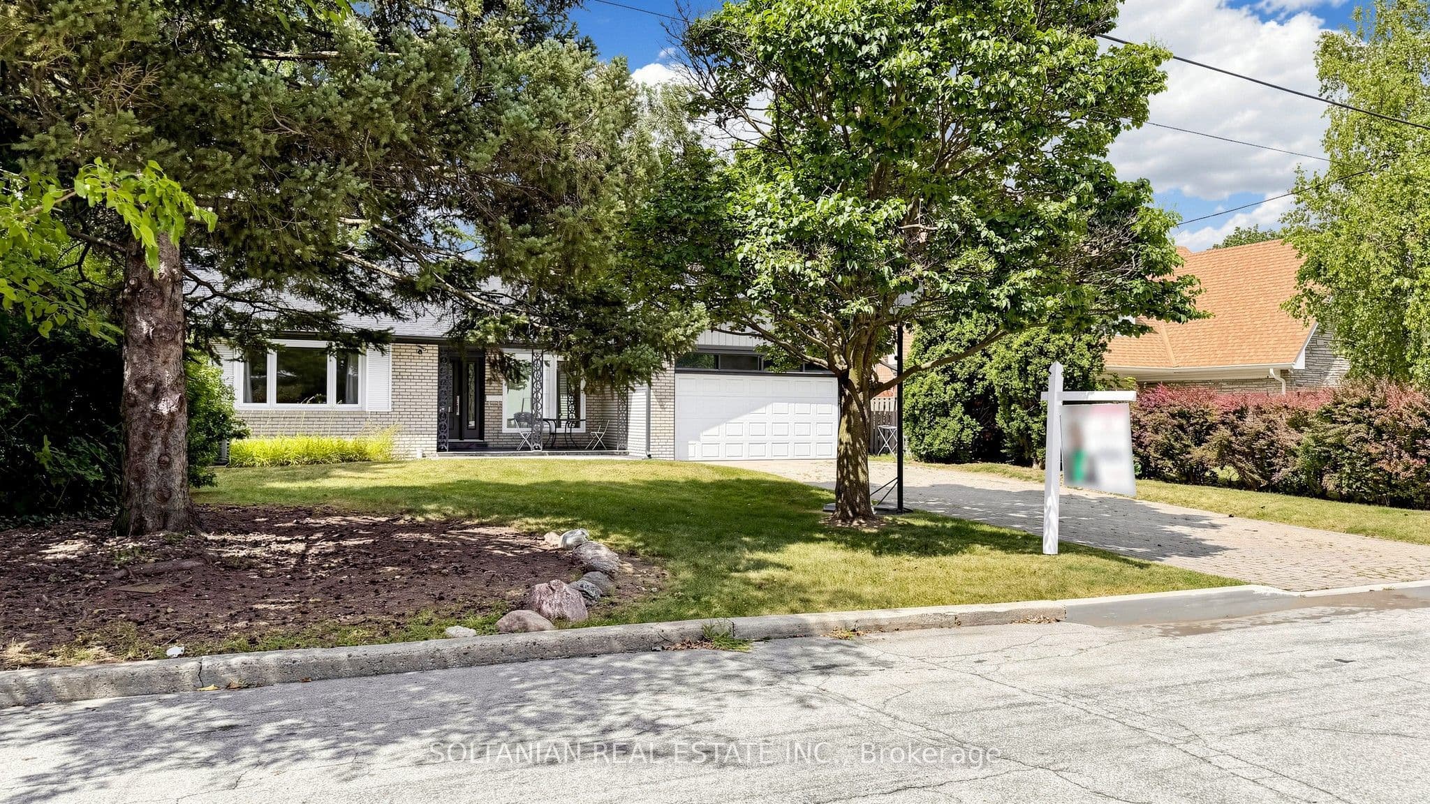 57 Sumner Heights Drive, Toronto, ON M2K 1Y5