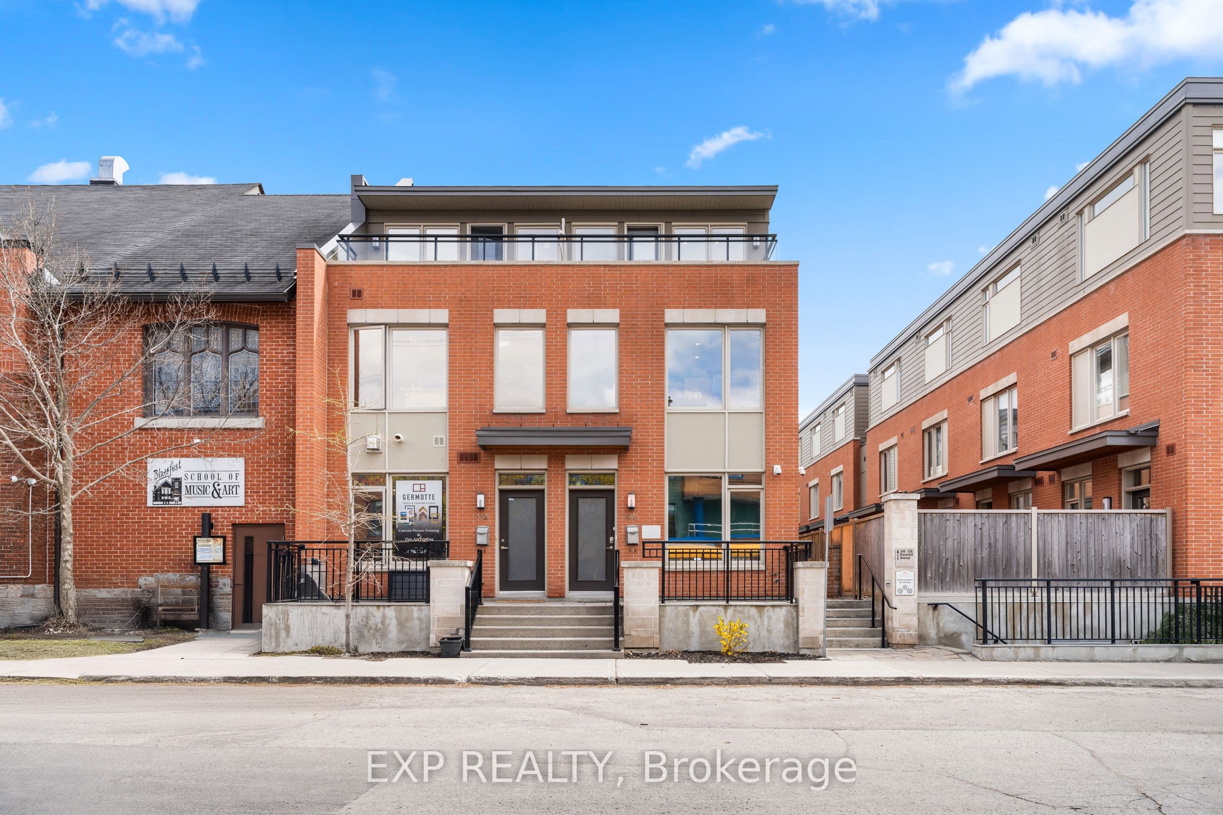 360 Ravenhill Avenue E, Carlingwood - Westboro and Area, ON K2A 1S5