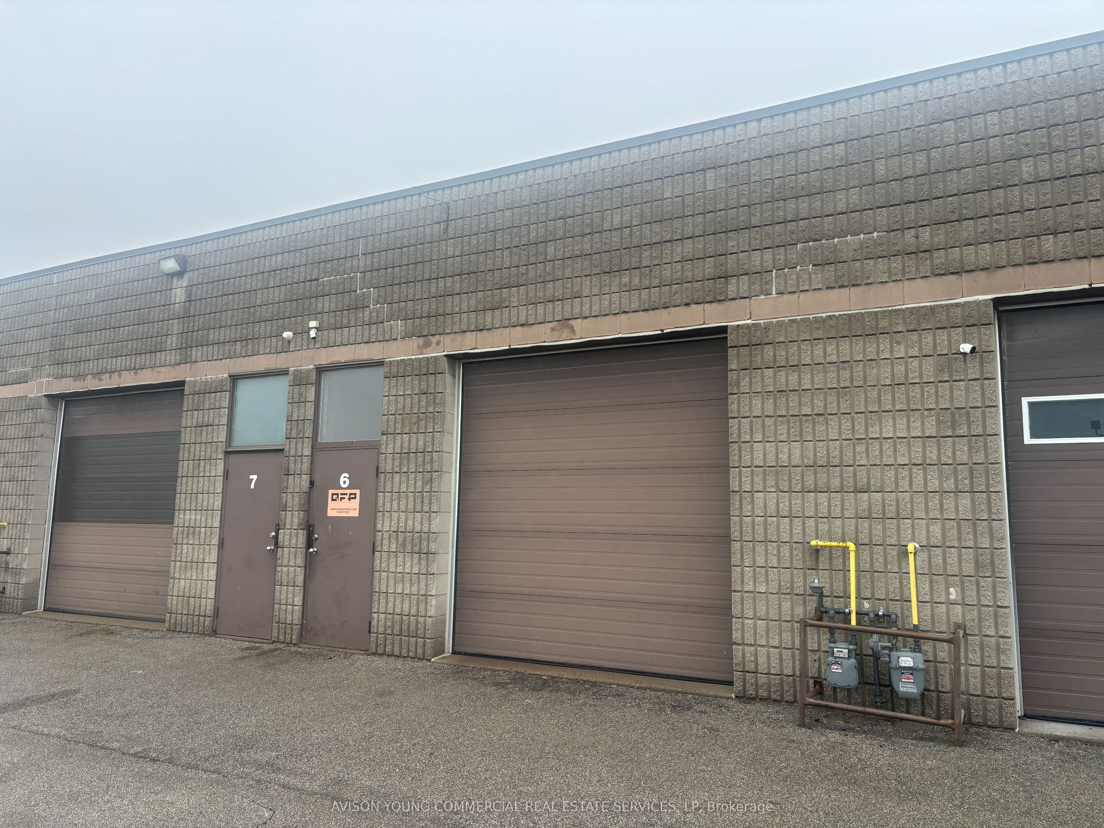 1080 Tristar Drive 6, Mississauga, ON L5T 1P1