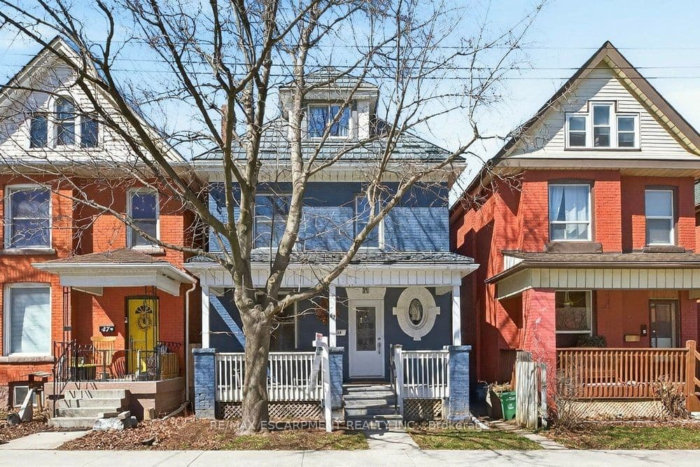 49 Cheever Street, Hamilton, ON L8L 5R6