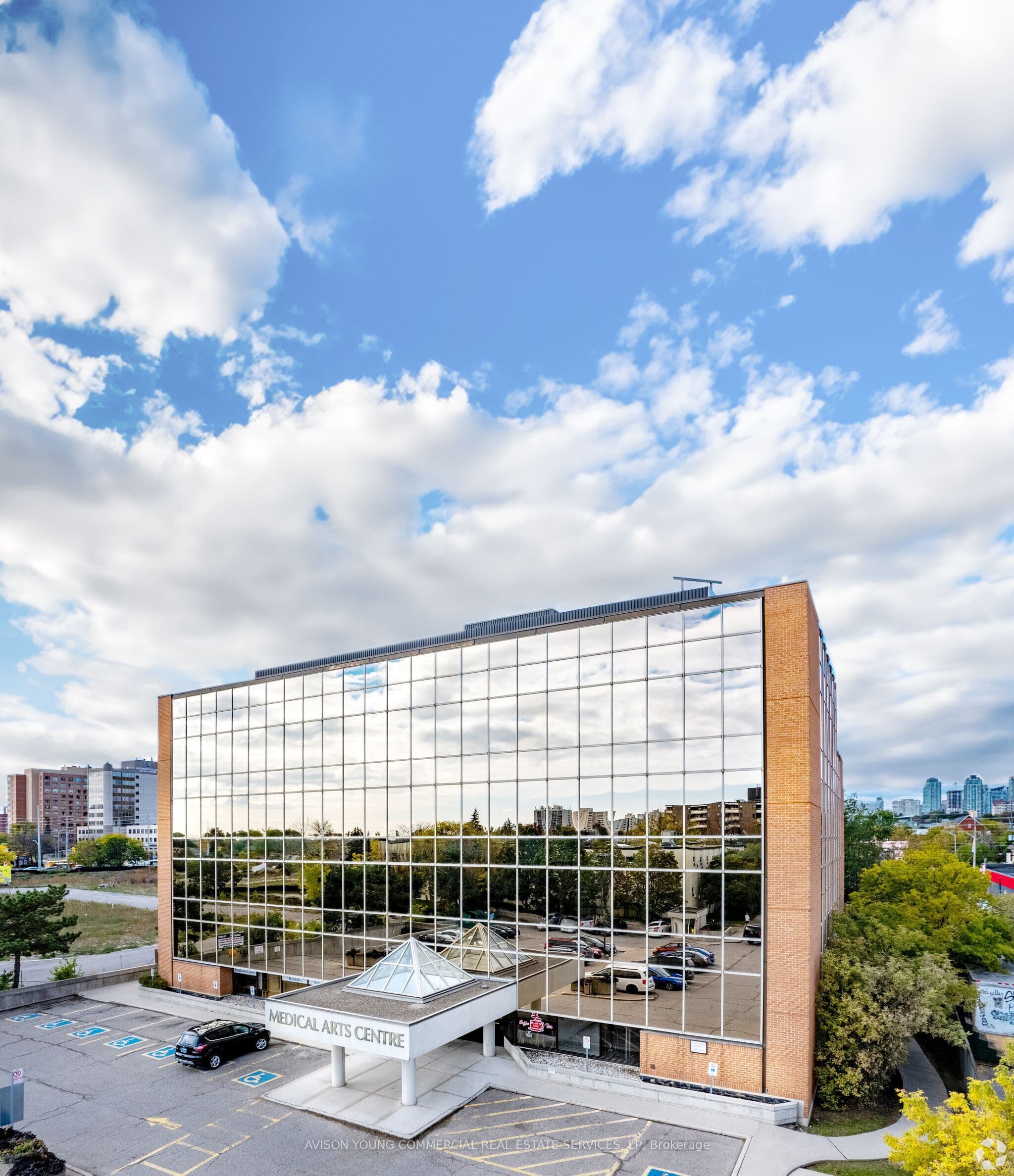 71 King Street W 206, Mississauga, ON L5B 4A2