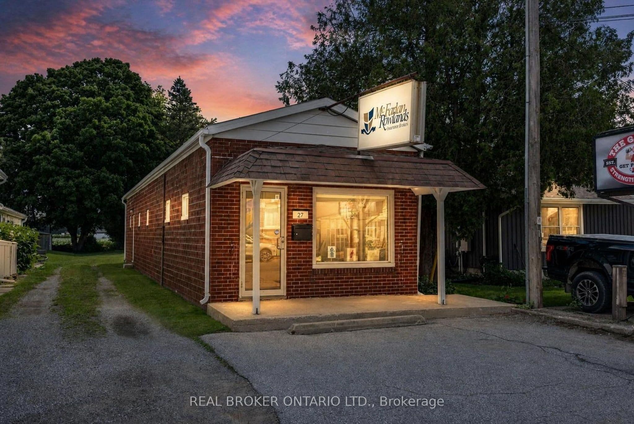 27 Queen Street, Norfolk, ON N0E 1G0