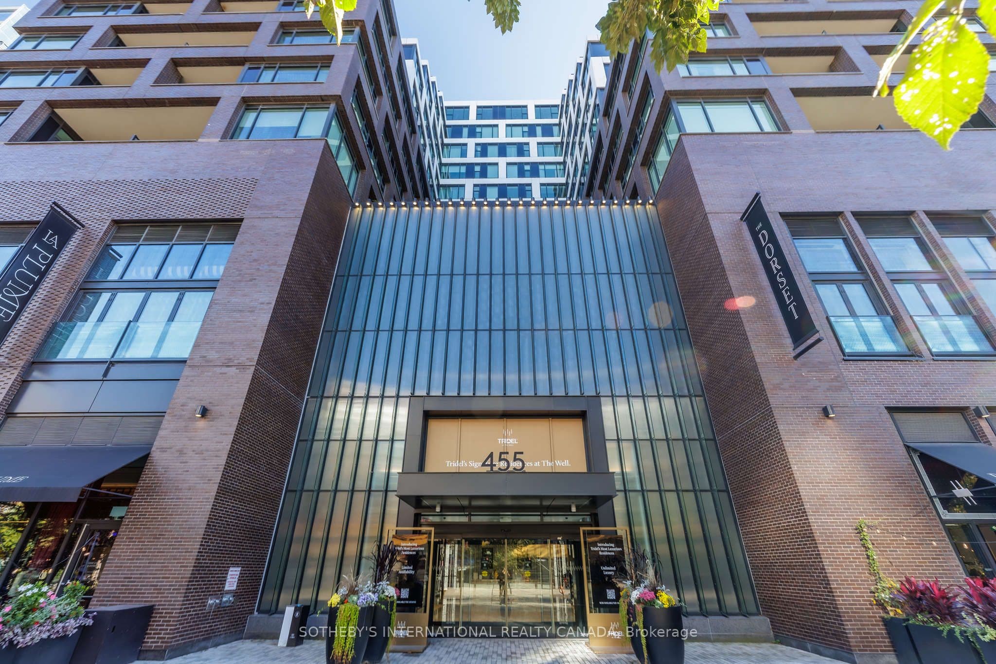 455 Wellington Street W 706, Toronto, ON M5V 0V8