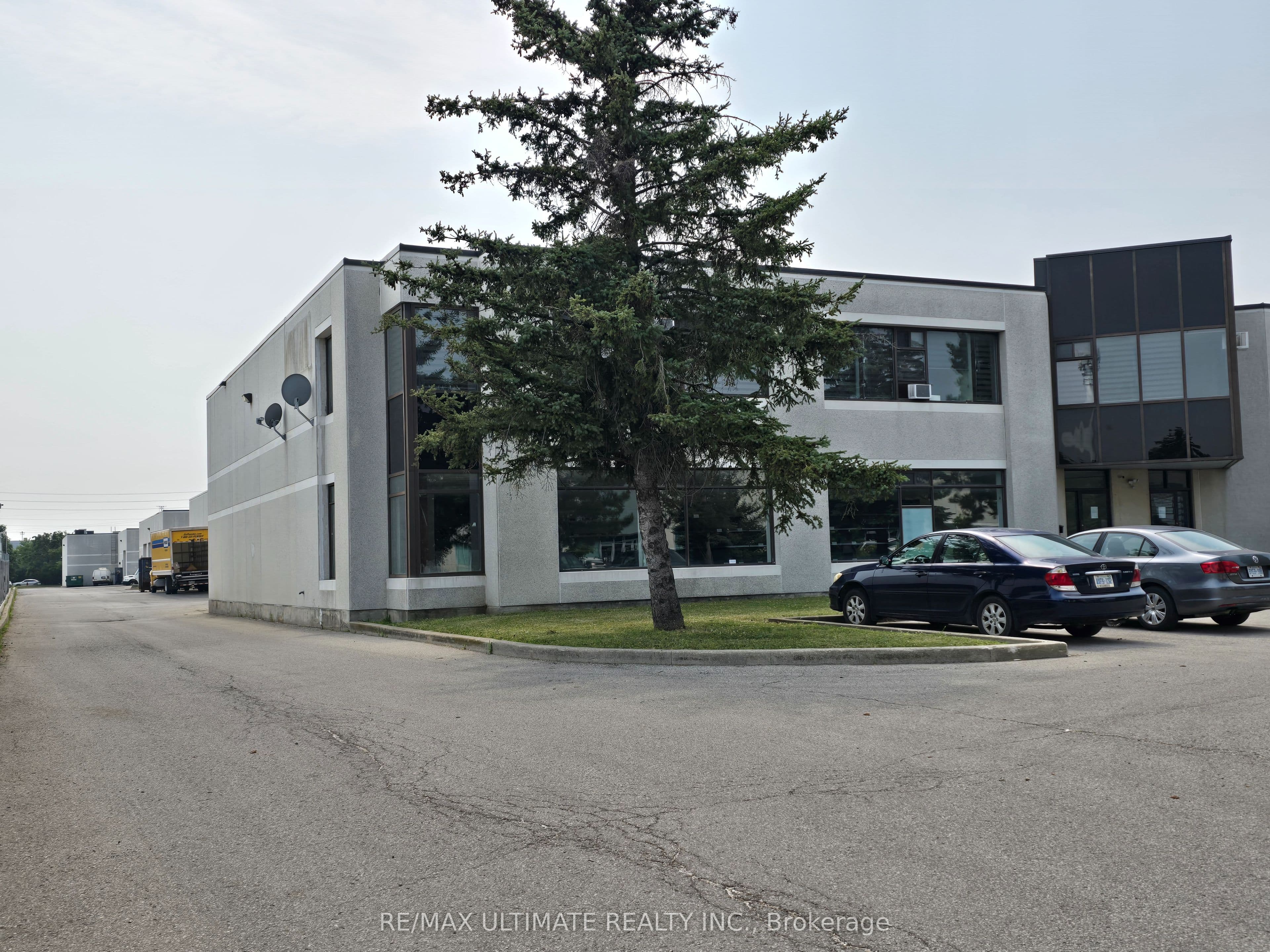 386 Deerhurst Drive A, Brampton, ON L6T 5H9