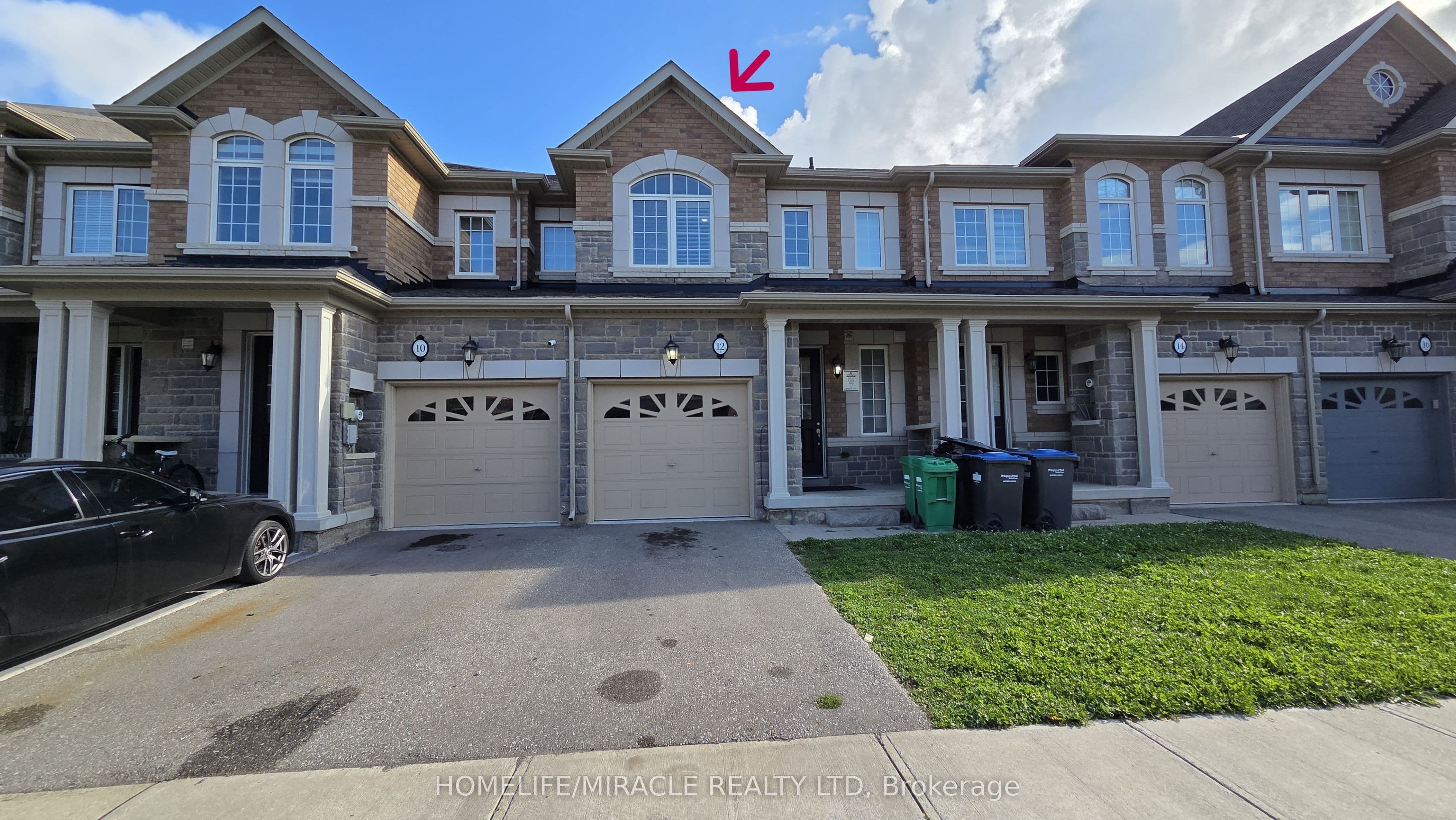 12 Pearman Crescent, Brampton, ON L7A 4V8