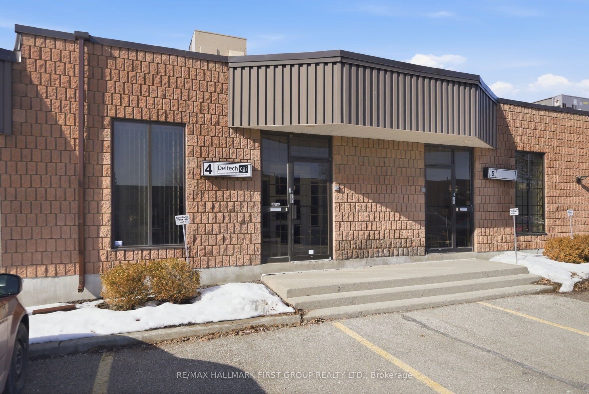 1730 Mcpherson Court #4, Pickering, ON L1W 3E6