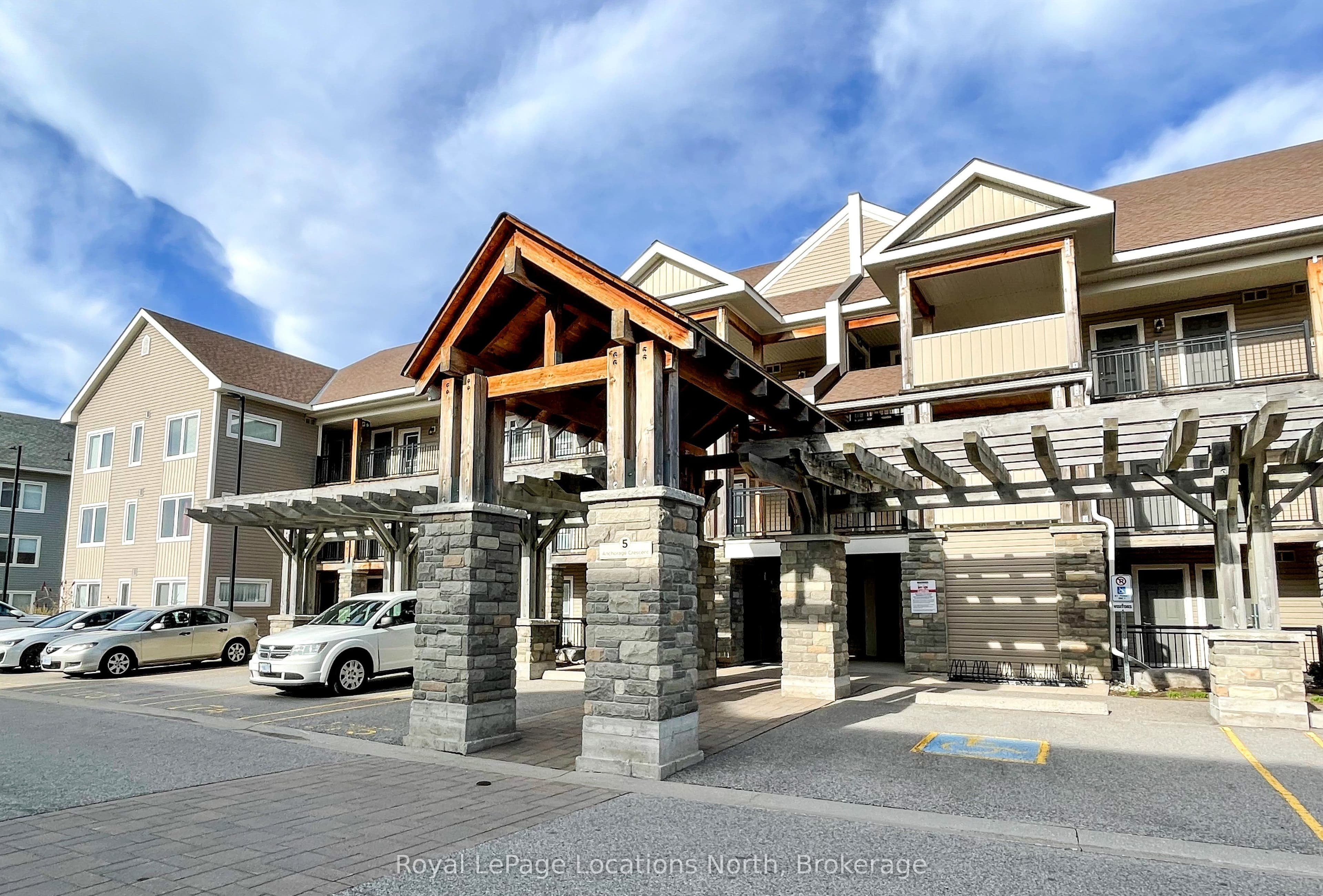 5 Anchorage Crescent 102, Collingwood, ON L9Y 0Y6