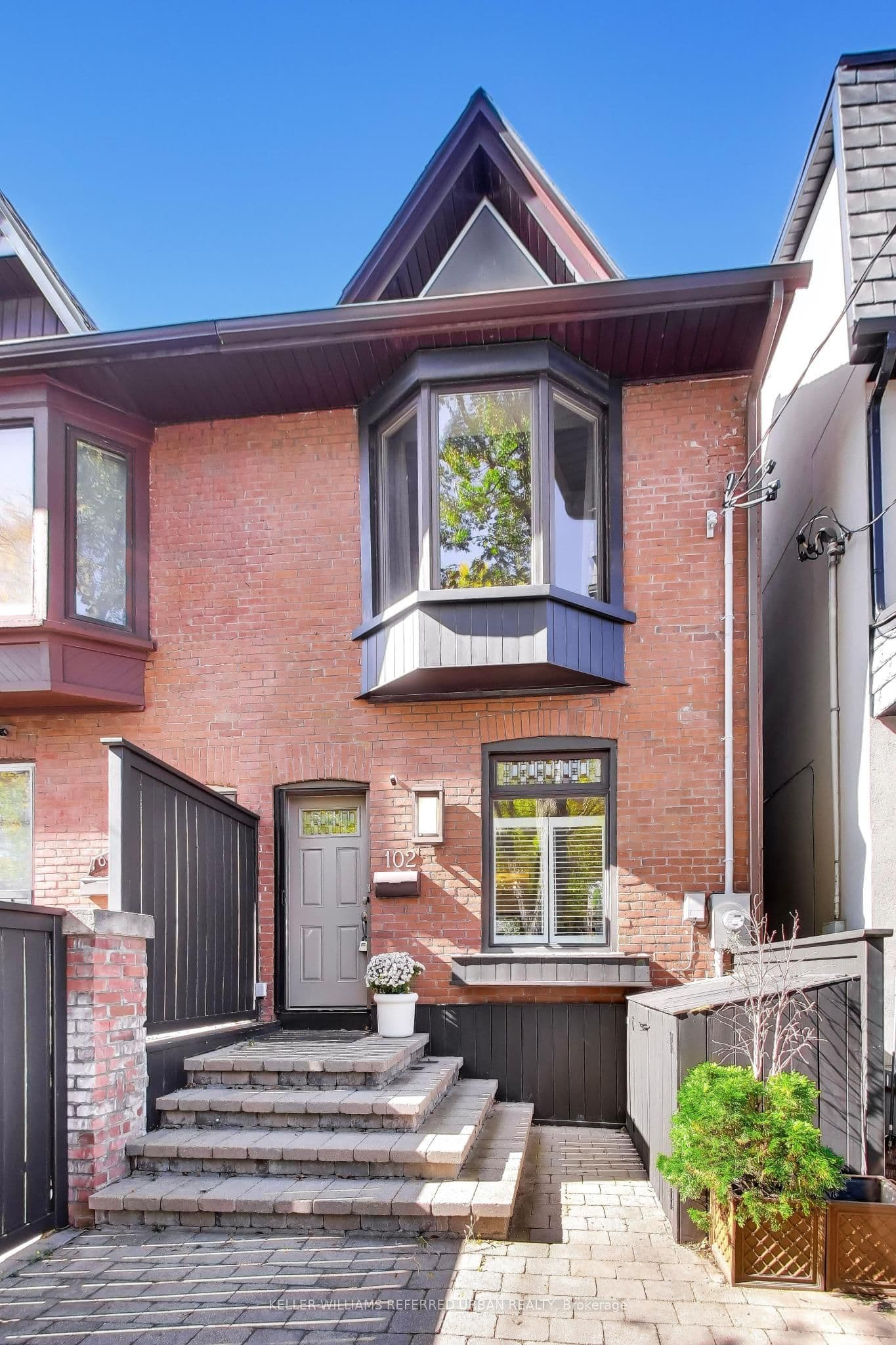 102 Gough Avenue, Toronto, ON M4K 3N8