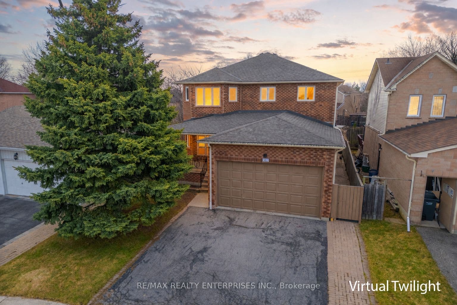 3022 Dalehurst Drive, Mississauga, ON L5N 6M8
