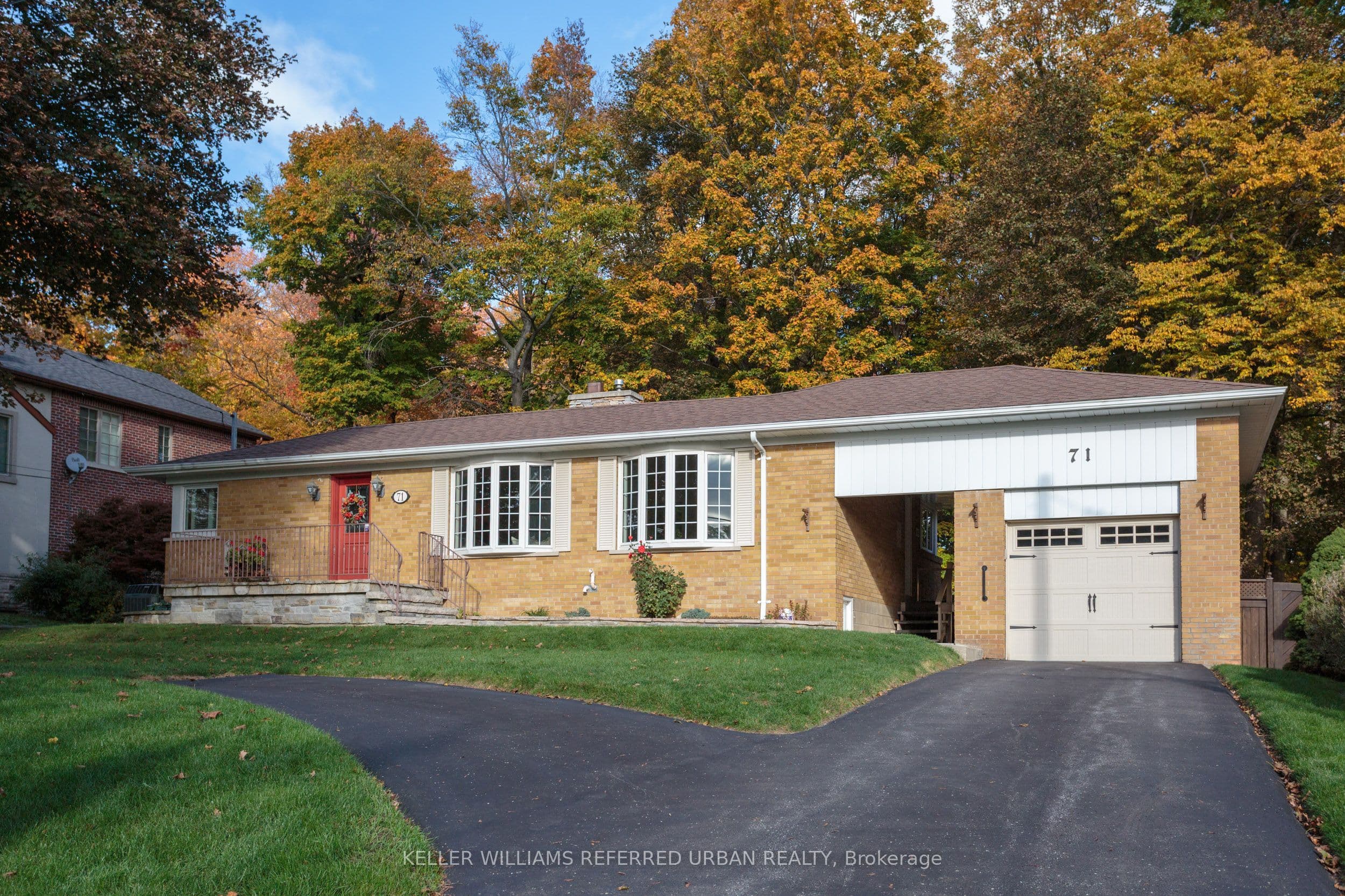 71 Agincourt Drive, Toronto, ON M1S 1M7