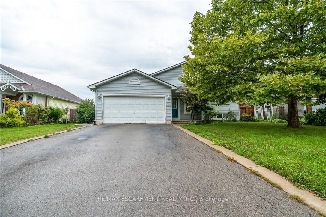 25 Donna Drive, Haldimand, ON N0A 1H0