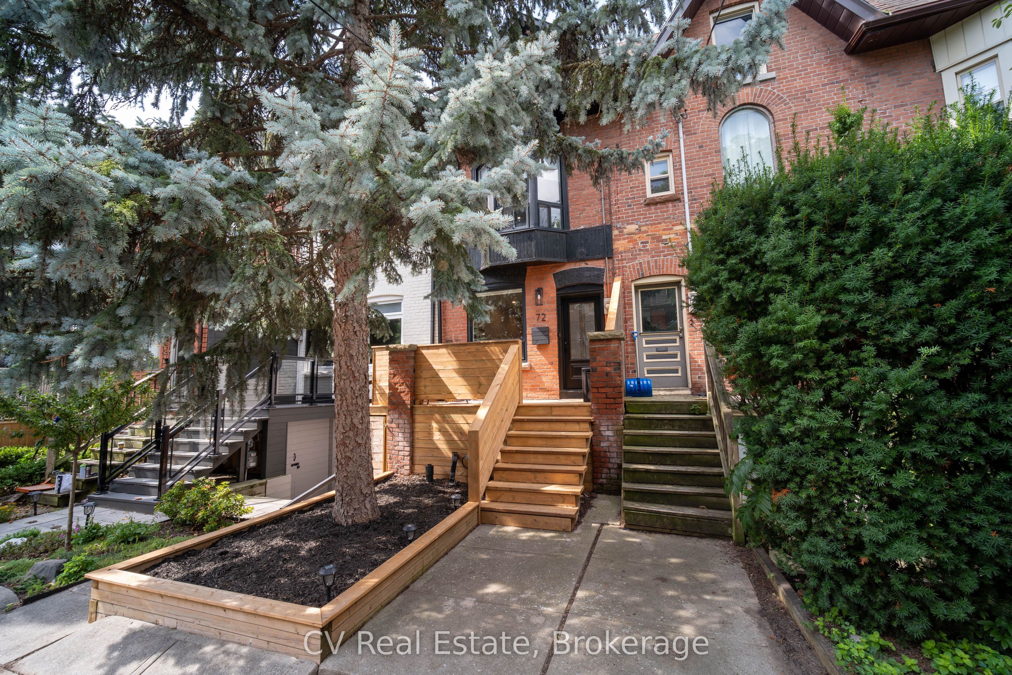 72 Hamilton Street, Toronto, ON M4M 2C8
