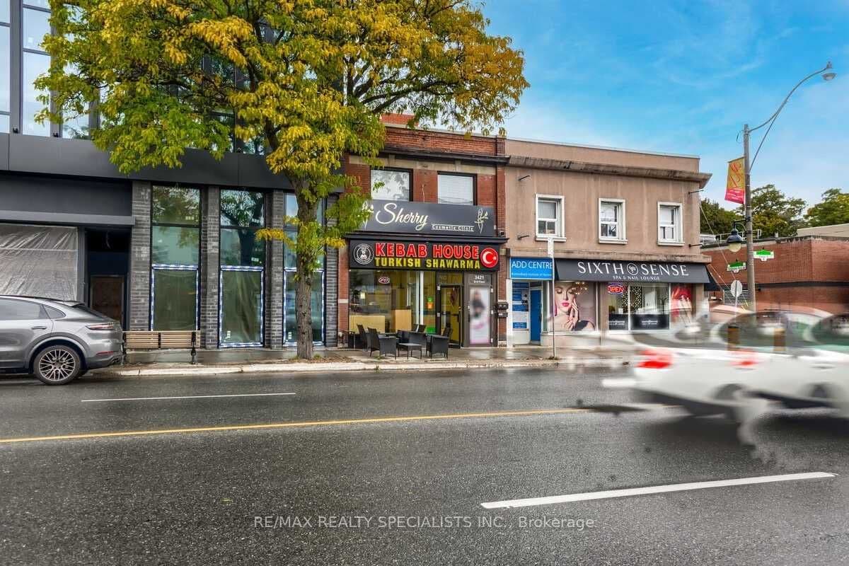 3421 Yonge Street, Toronto, ON M4N 2N1
