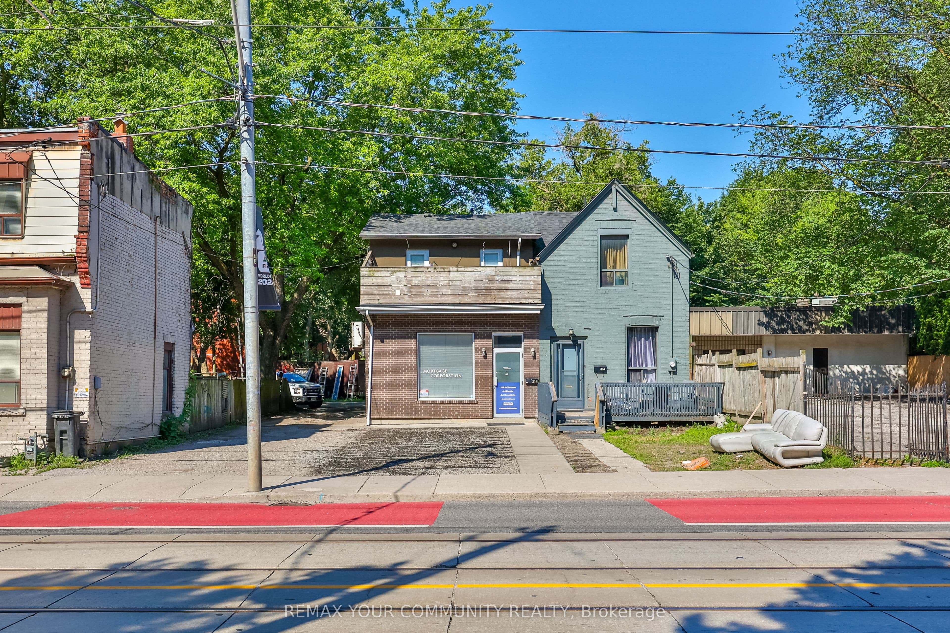316 Dufferin Street, Toronto, ON M6K 1Z6