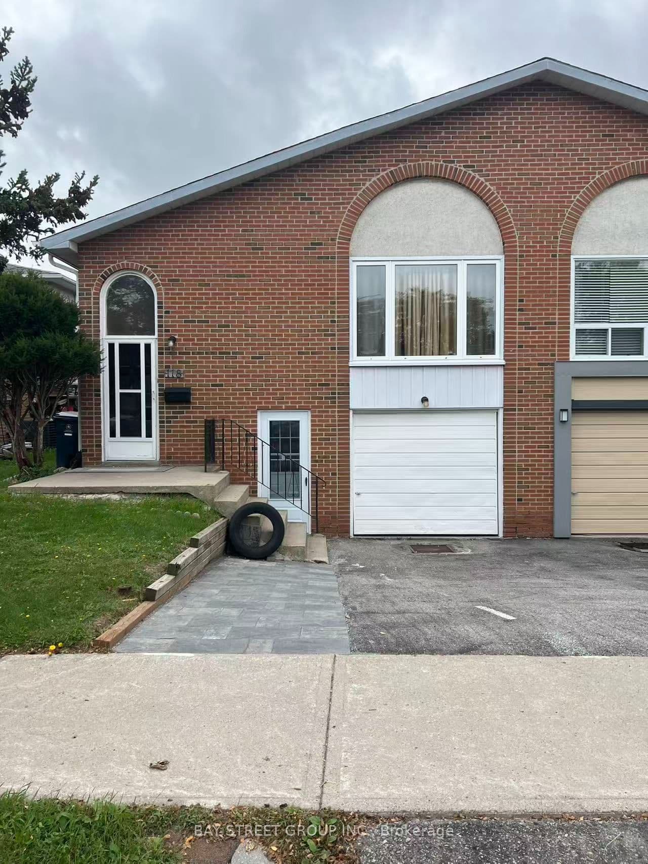 118 Hildenboro Square Ground Floor, Toronto, ON M1W 1Y3