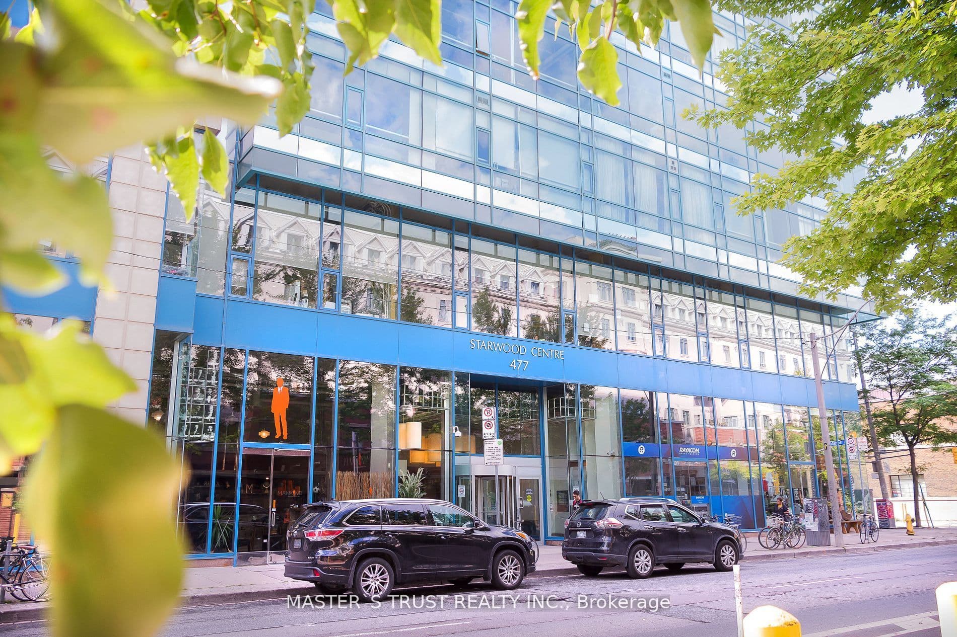 477 Richmond Street W 508, Toronto, ON M5V 3E7