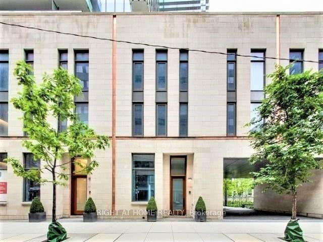 1082 Bay Street, Toronto, ON M5S 0A3