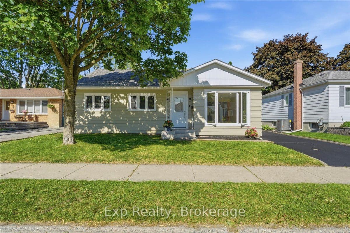 110 Hastings Drive, Belleville, ON K8N 1J5
