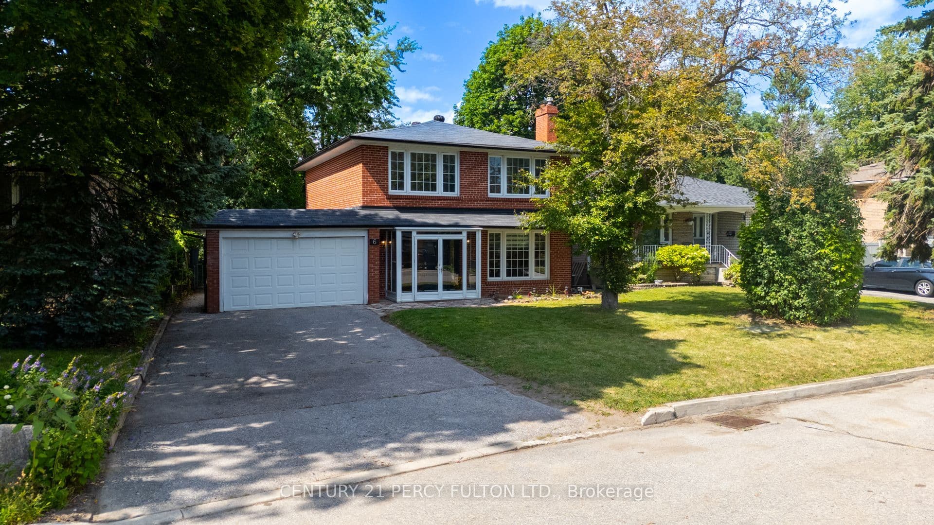 6 Donna Court, Toronto, ON M2M 2C8