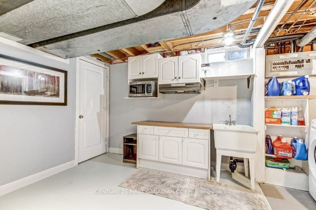 42 Portal Court, London North, ON N5X 2E6
