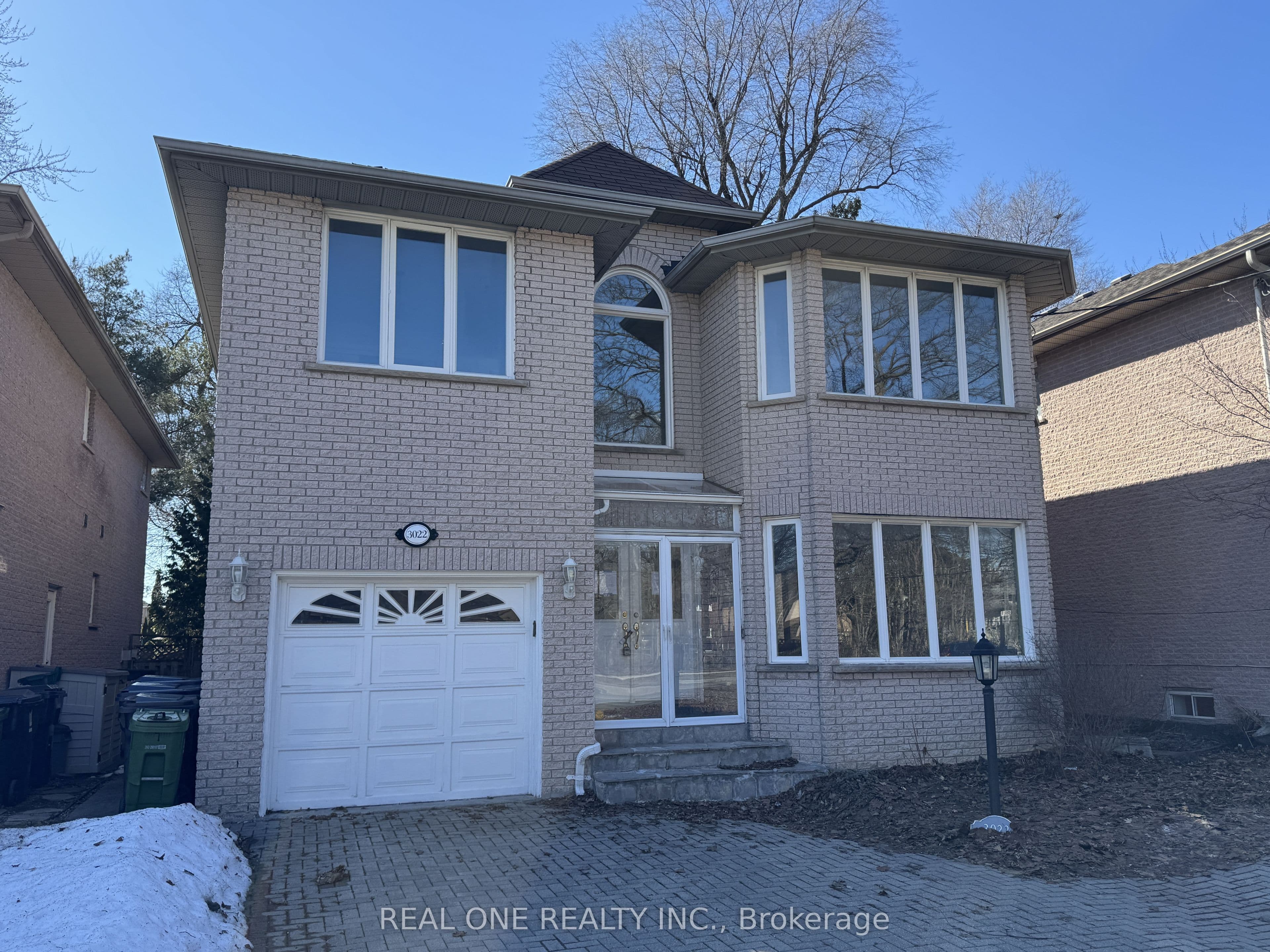 3022 Bayview Avenue, Toronto, ON M2N 5L1