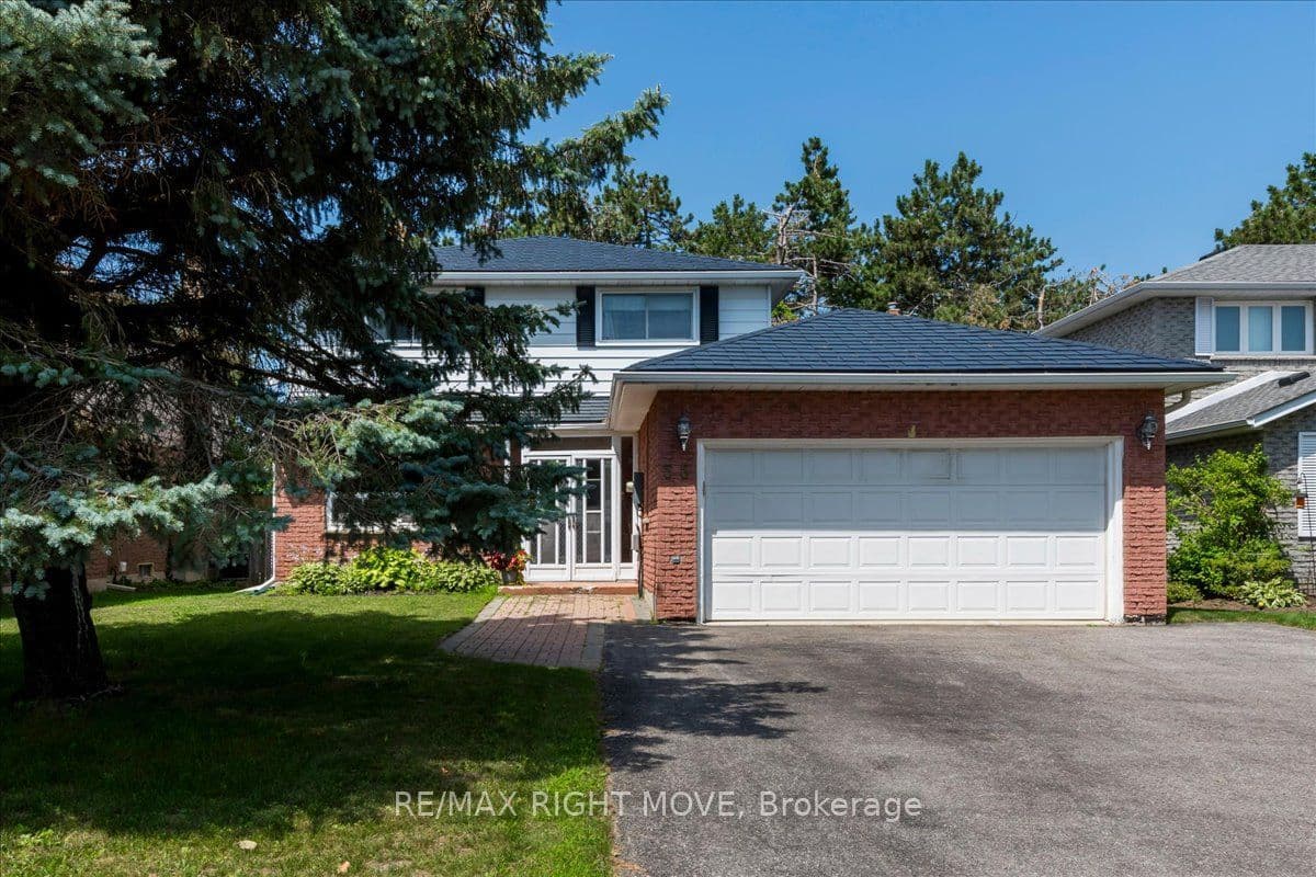 55 Laurentian Lane, Orillia, ON L3V 7N7