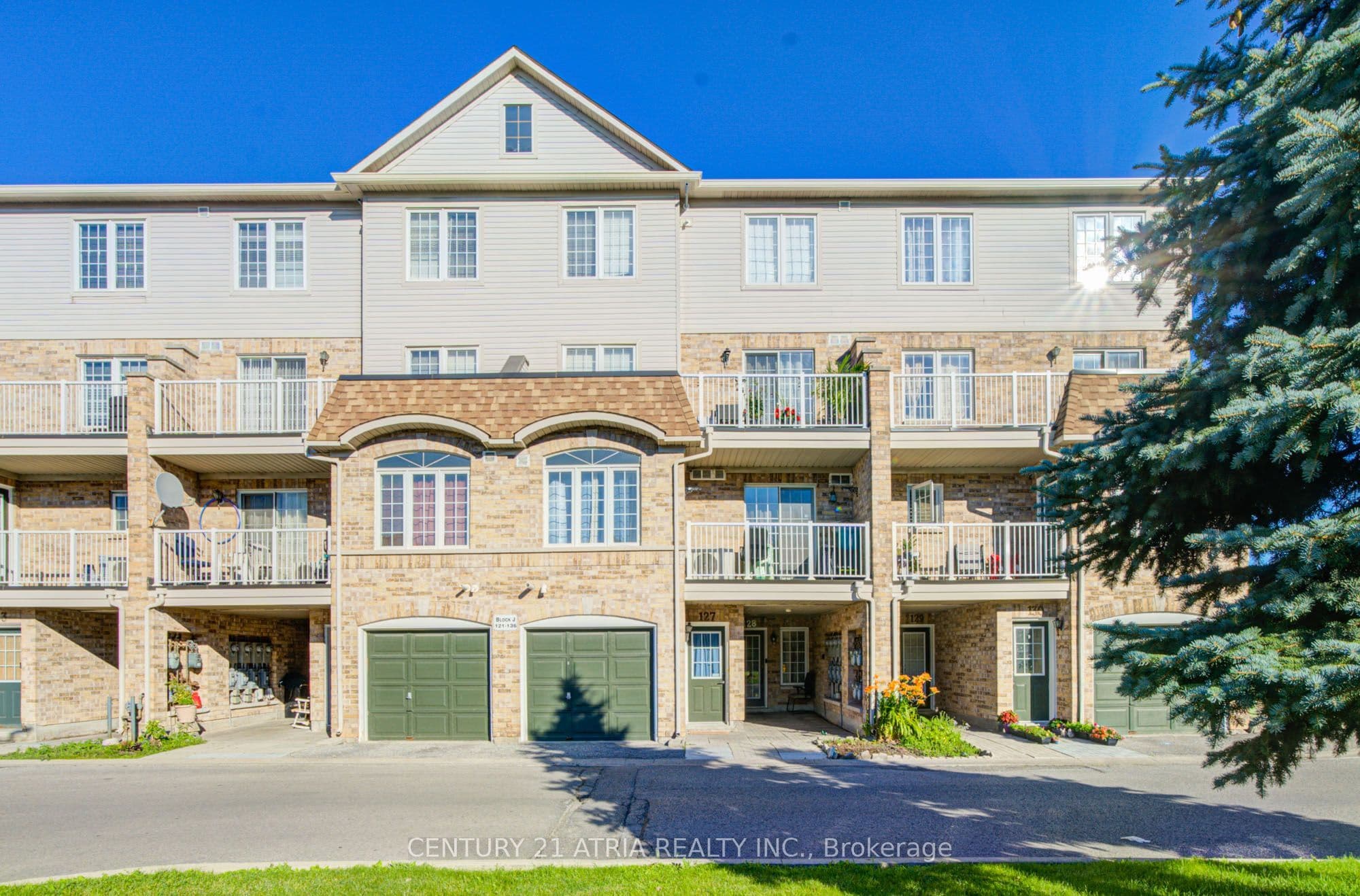 200 McLevin Avenue 127, Toronto, ON M1B 6A2