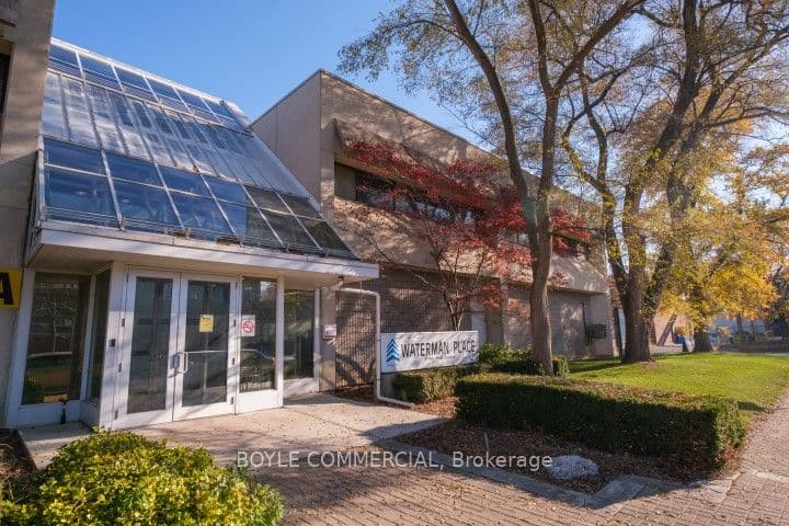 19 Waterman Avenue 227, Toronto, ON M4B 1Y2