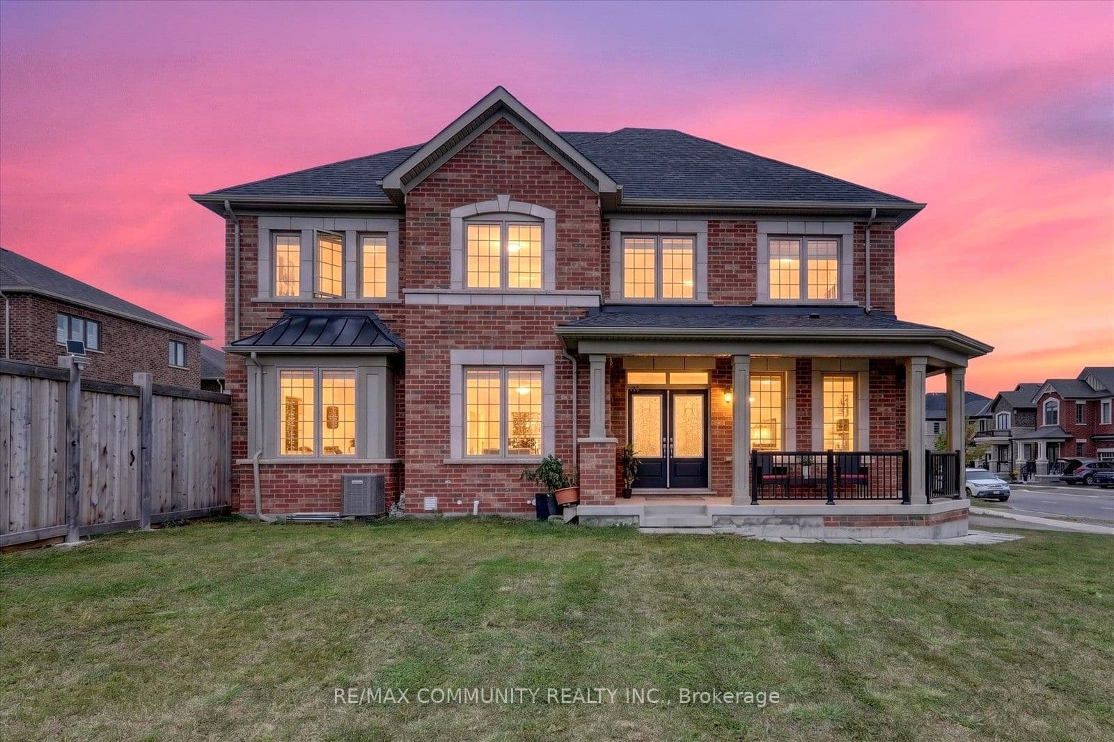 3001 Hollyberry Trail, Pickering, ON L1X 0N5