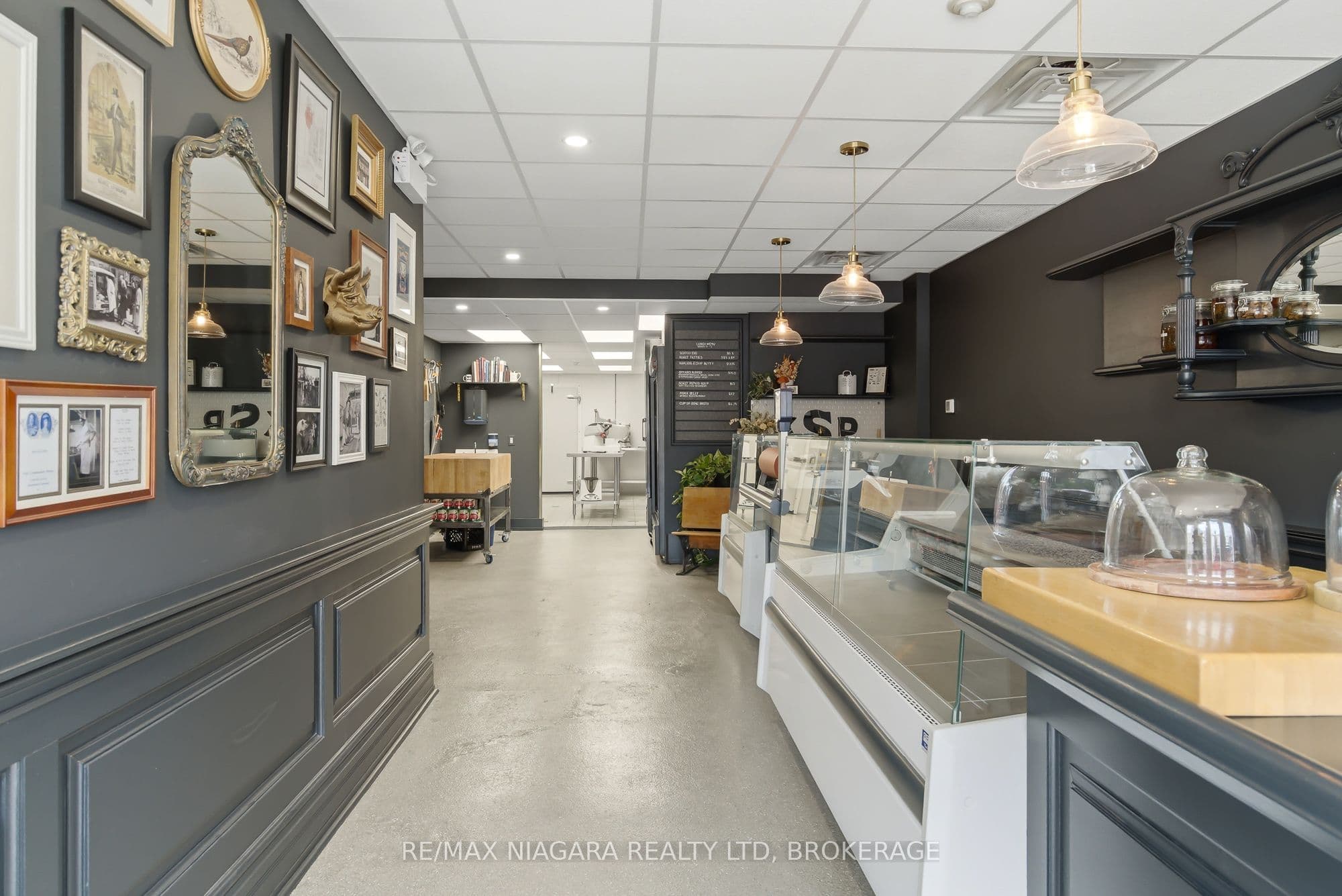 21A King Street, St. Catharines, ON L2R 3H1