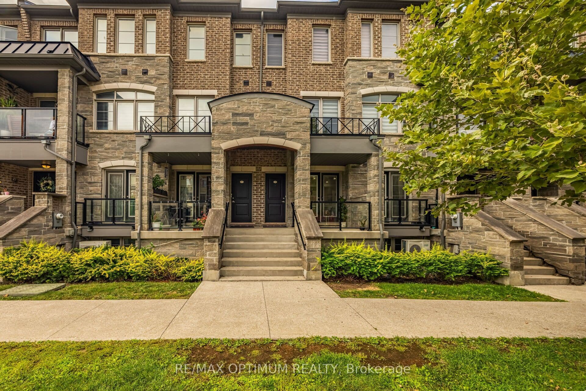 200 Veterans Drive 160, Brampton, ON L7A 4S6