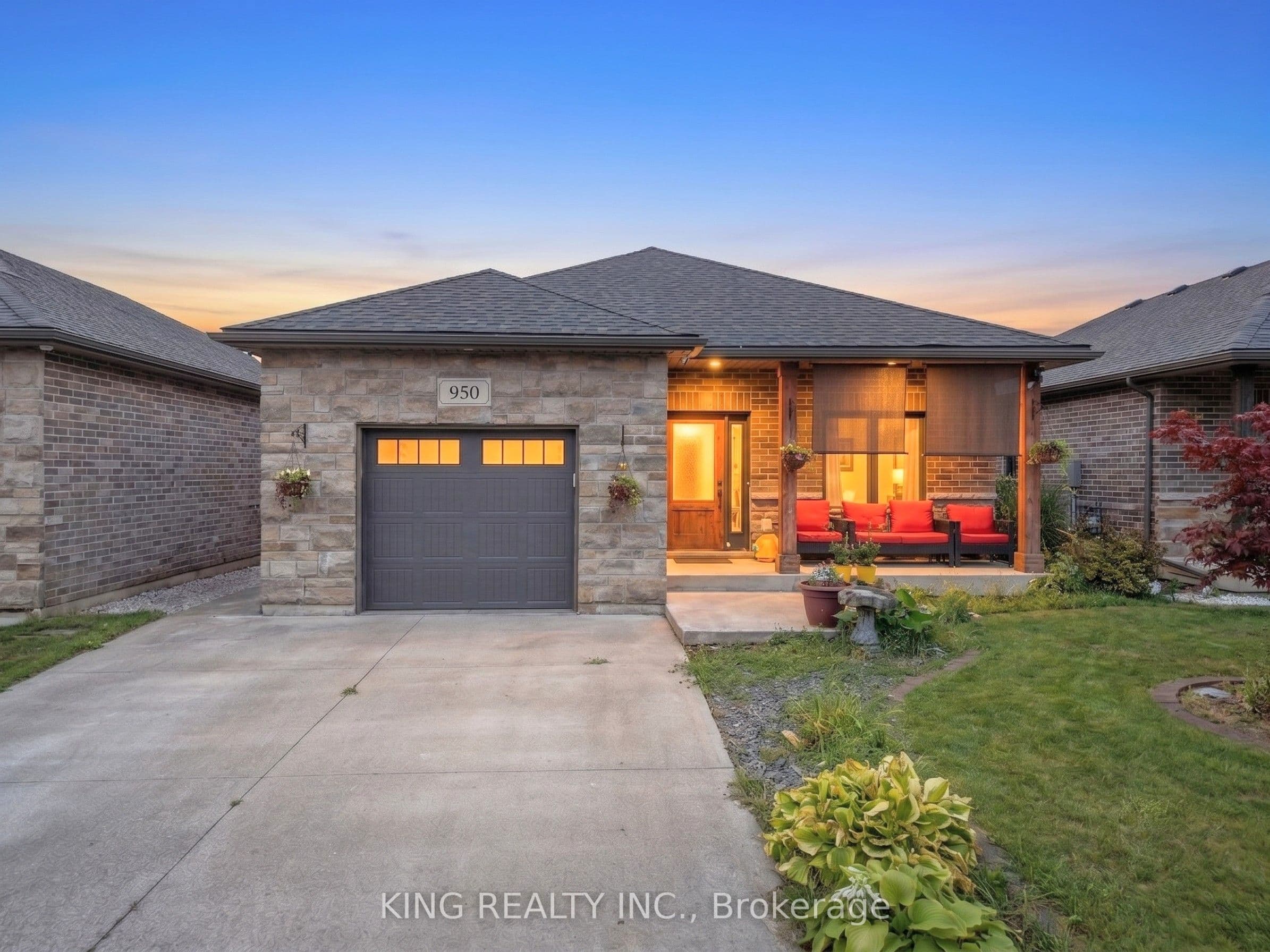 950 Ellrose Avenue, Windsor, ON N8Y 3W9