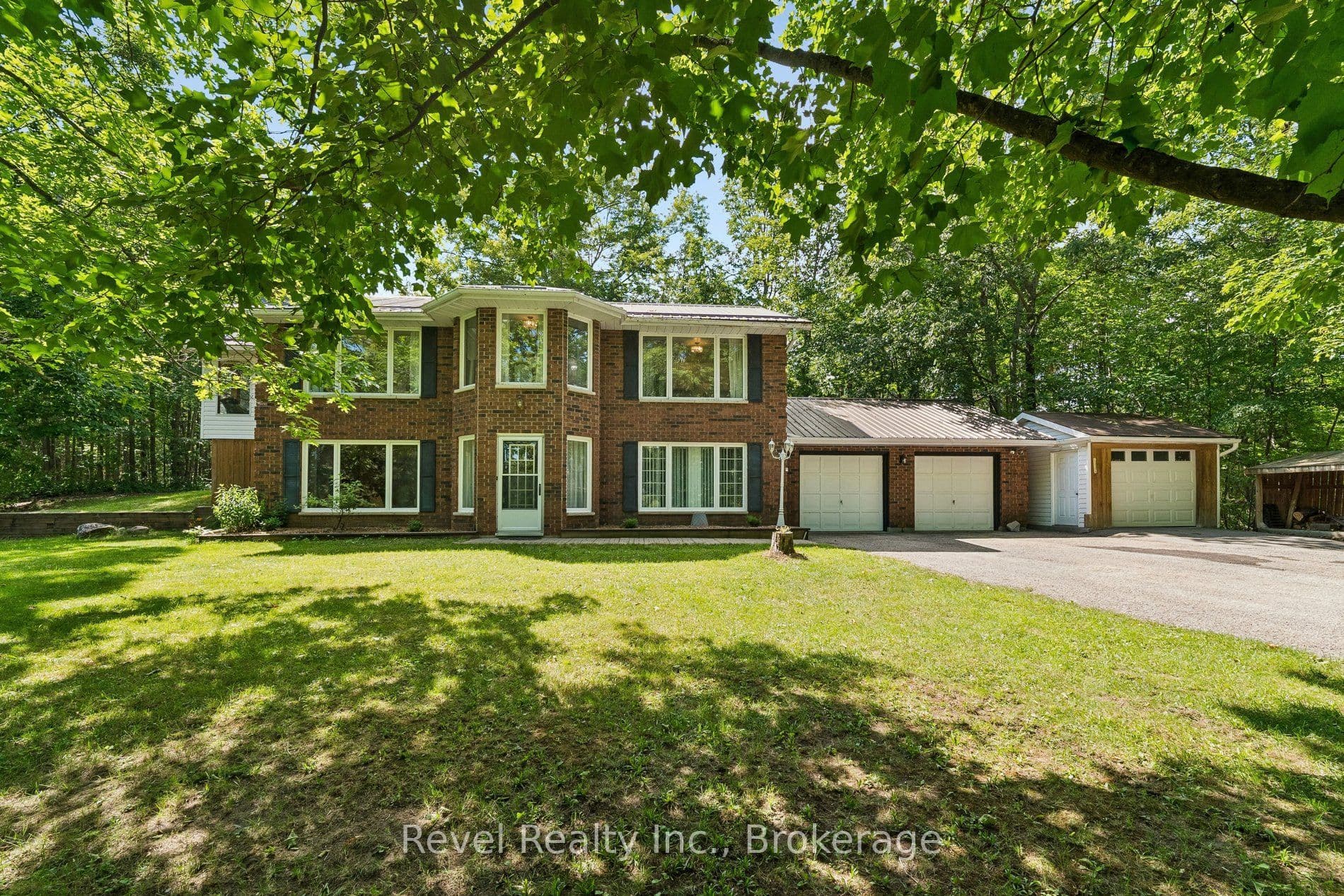 18 Bessie Avenue S, Kawartha Lakes, ON K0M 1A0