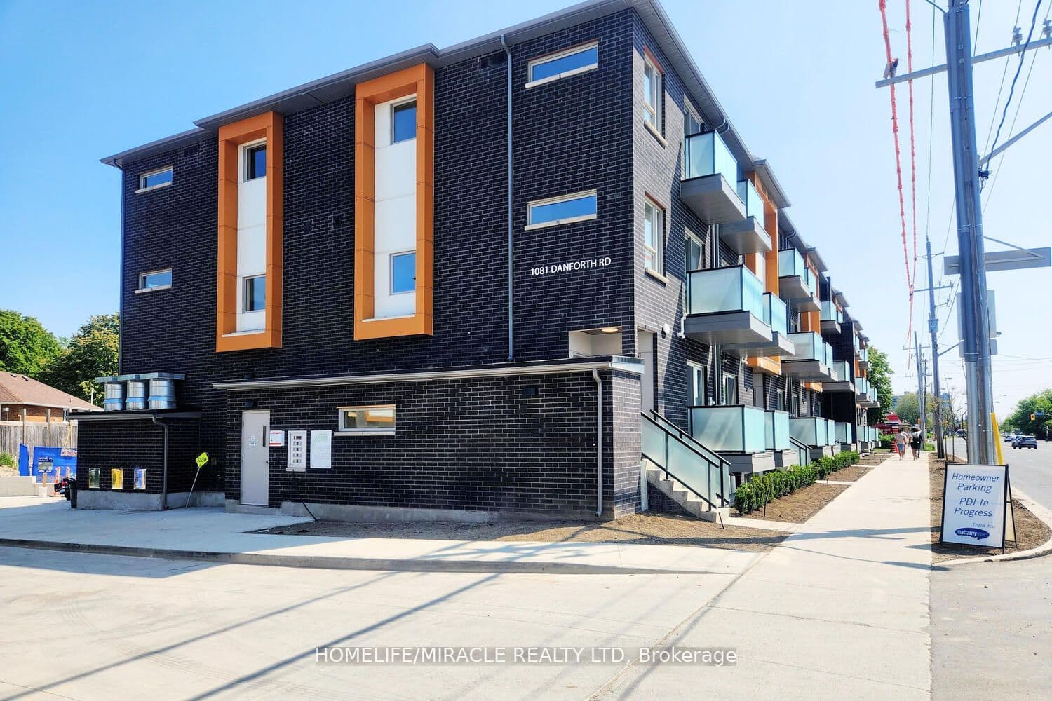 1081 Danforth Road E 113, Toronto, ON M1J 2E1