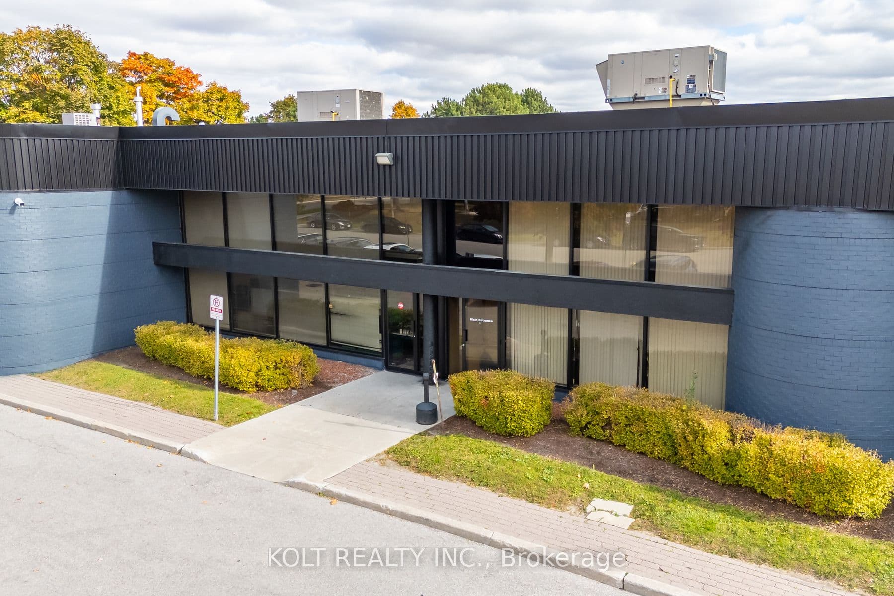 62 Novopharm Court, Toronto, ON M1B 2K9