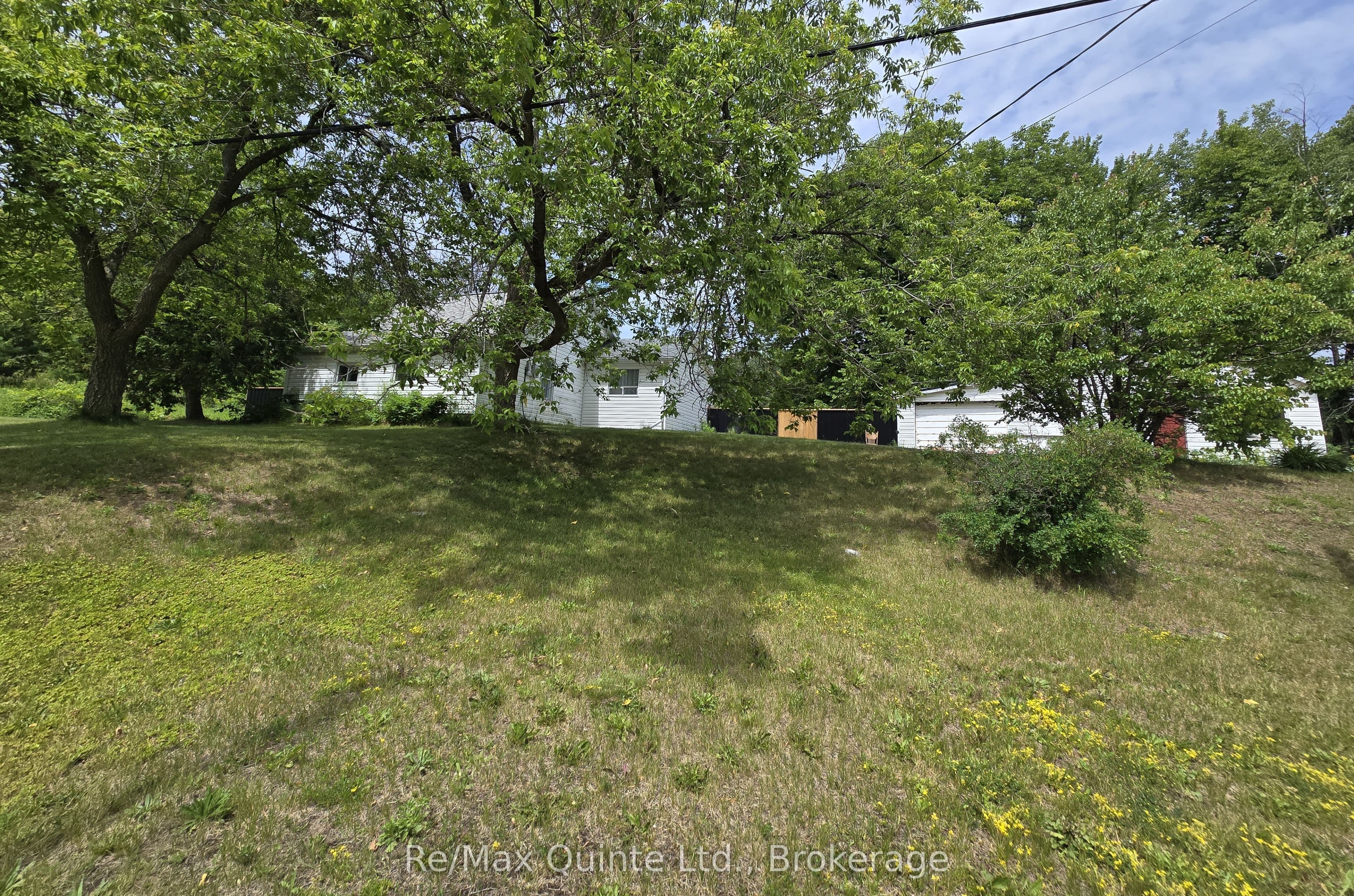 112959 Highway 7 Highway, Addington Highlands, ON K0H 1Z0