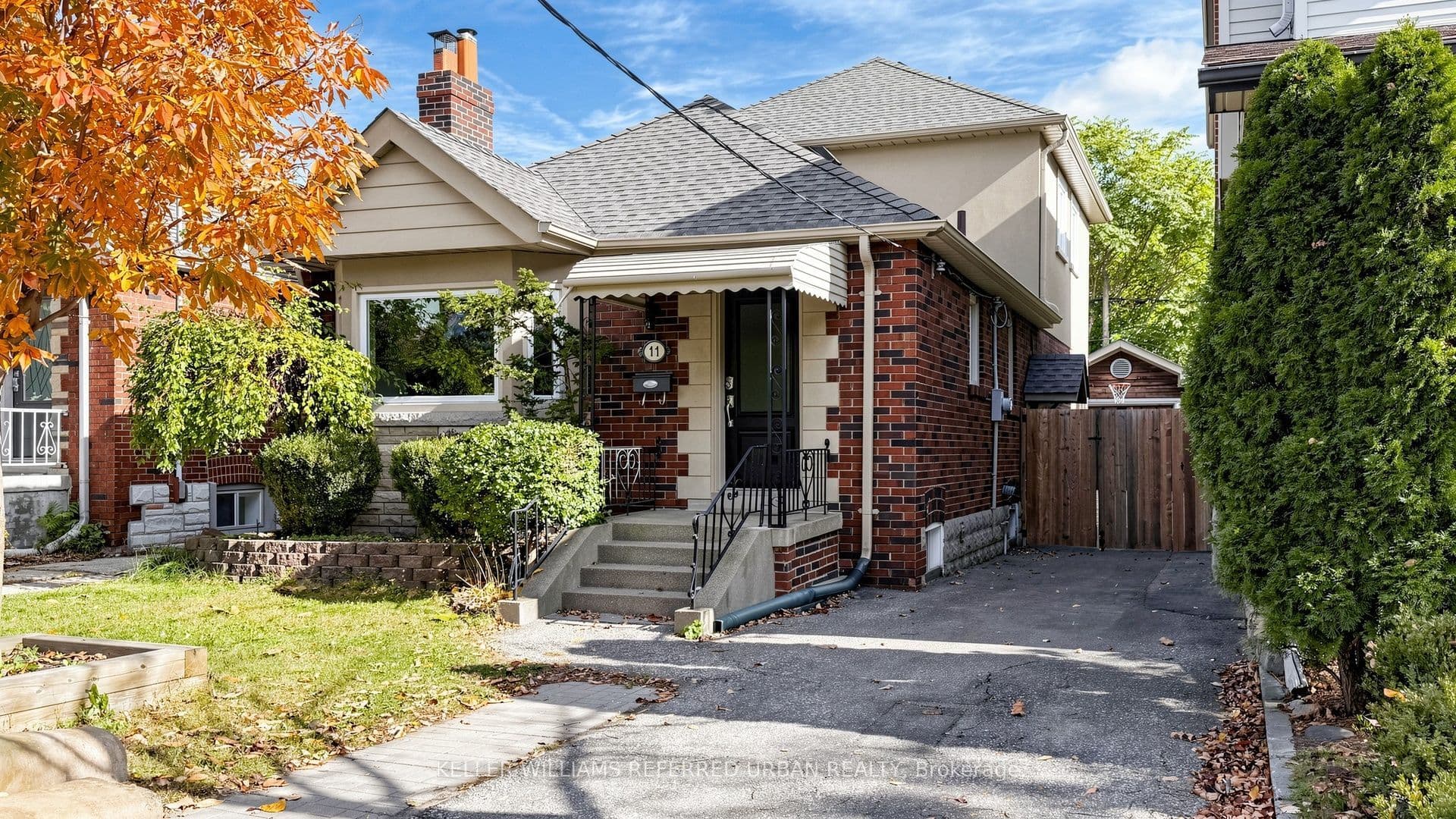 11 Crestland Avenue, Toronto, ON M4C 3K9