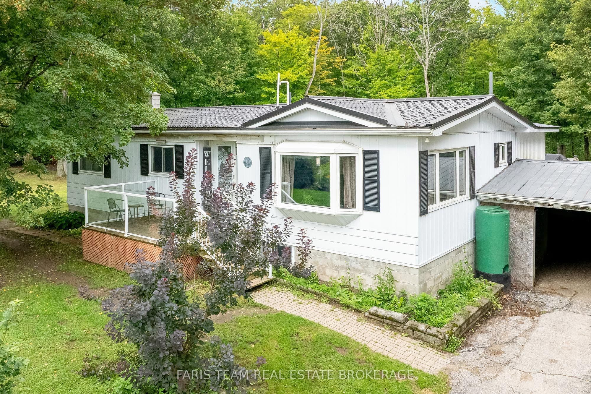 1490 Laughlin Falls Road, Severn, ON L0K 1E0
