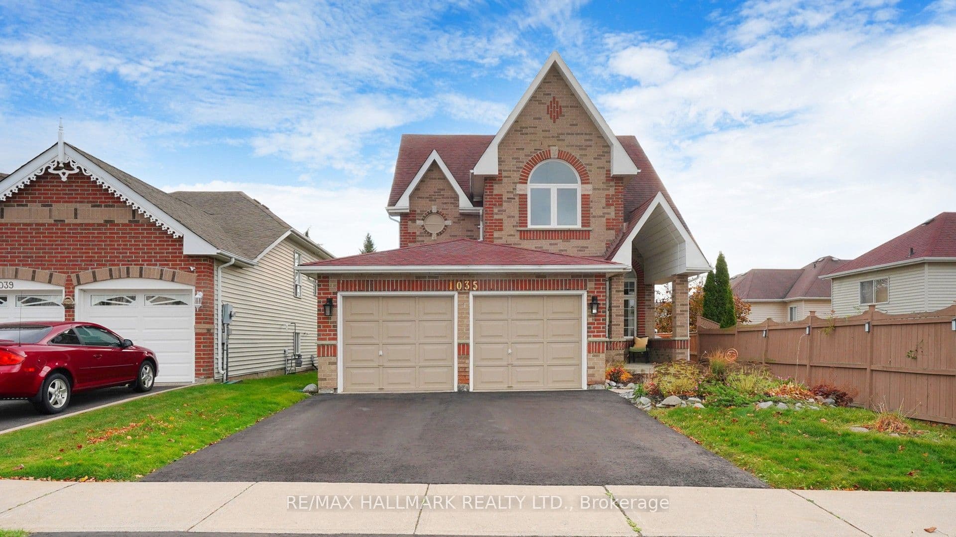 1035 Beatrice Street E, Oshawa, ON L1K 2L3