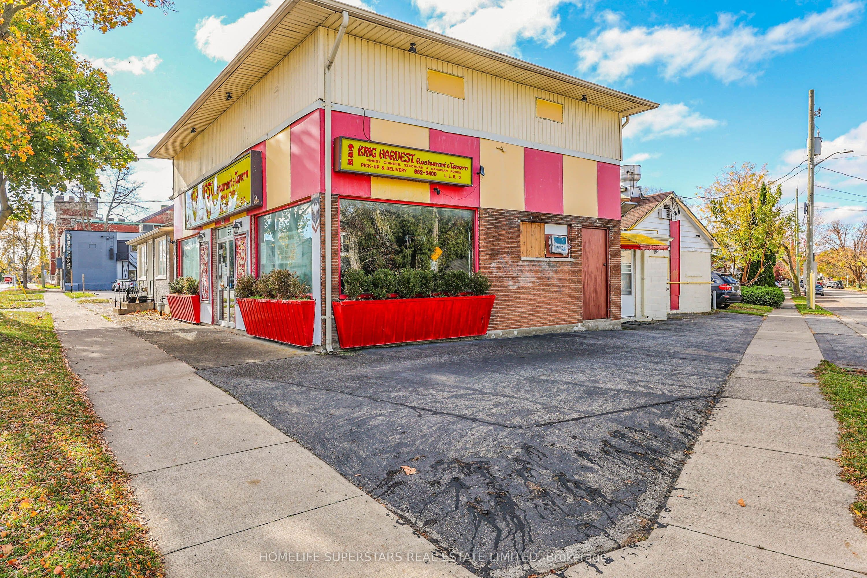 99 Lake Street E, St. Catharines, ON L2R 5X5