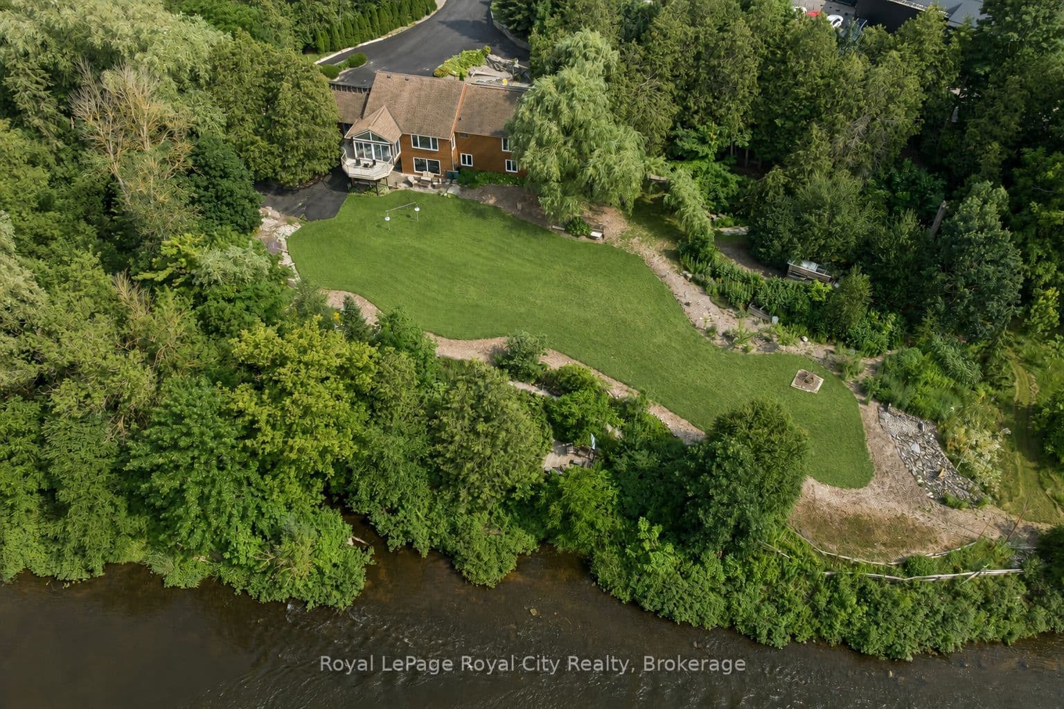 8060 Wellington 18 Road, Centre Wellington, ON N1M 2W5