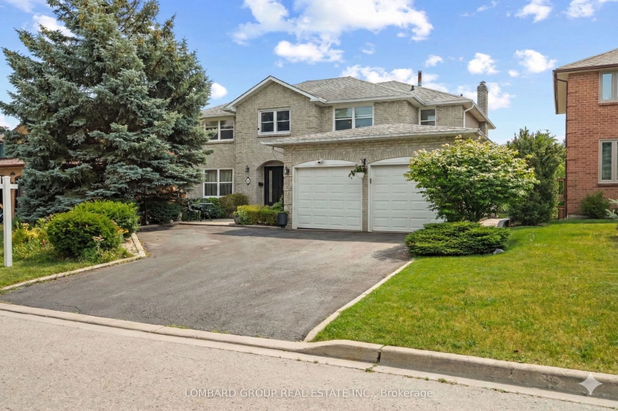 10 Whitmore Court, Brampton, ON L6Z 2A5