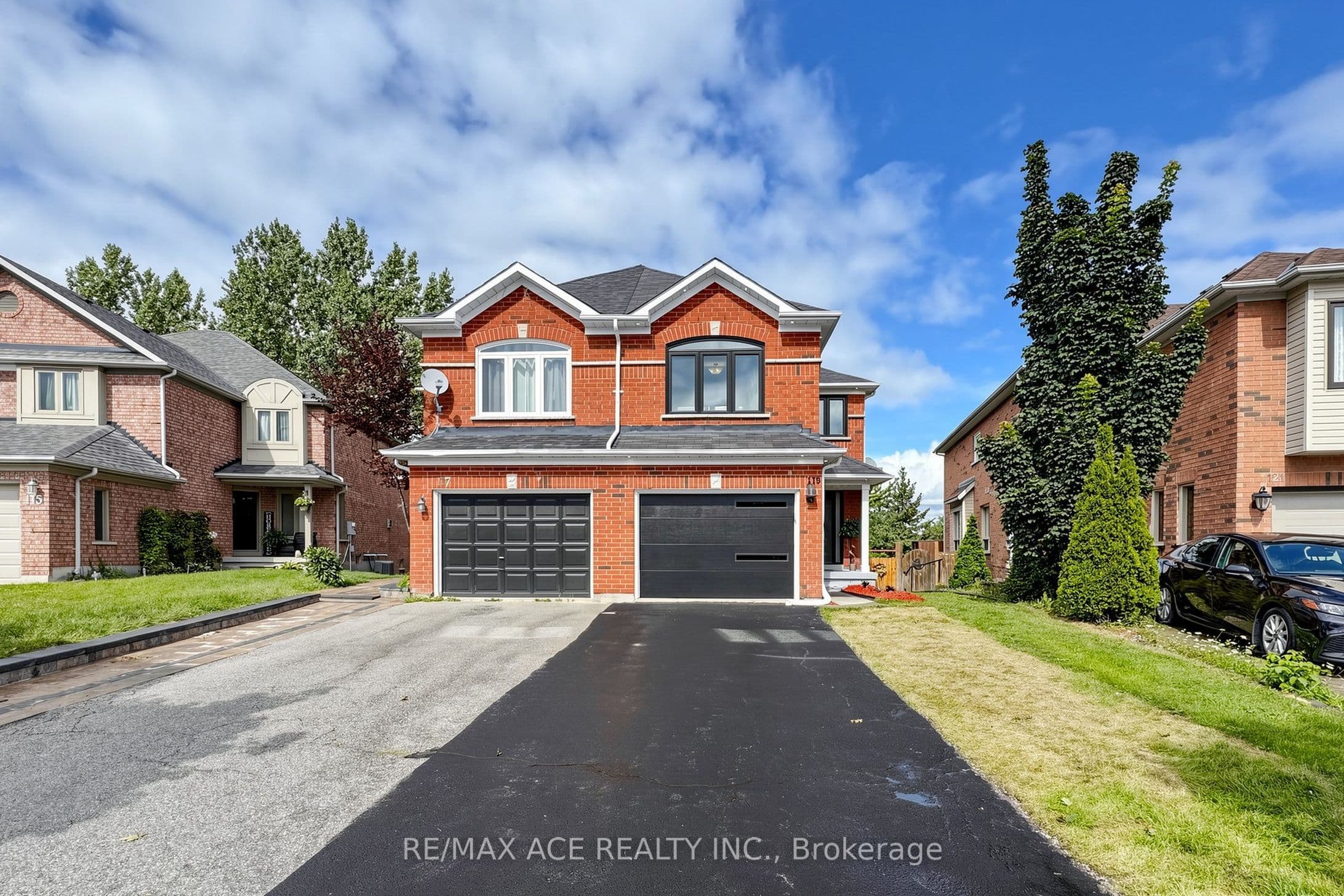 119 Primeau Drive, Aurora, ON L4G 6Z6
