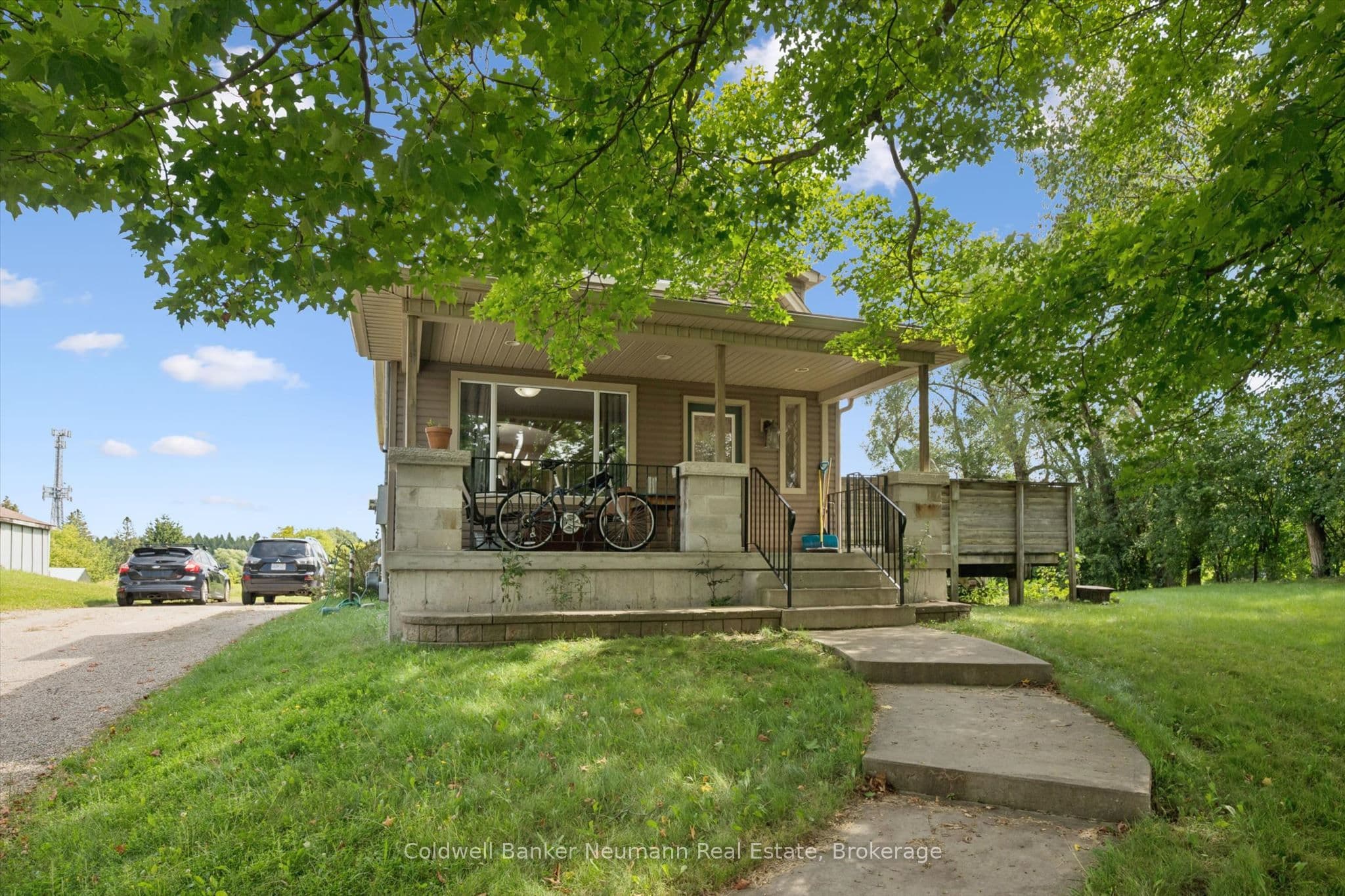 527 Stone Road E, Guelph, ON N1L 1B7