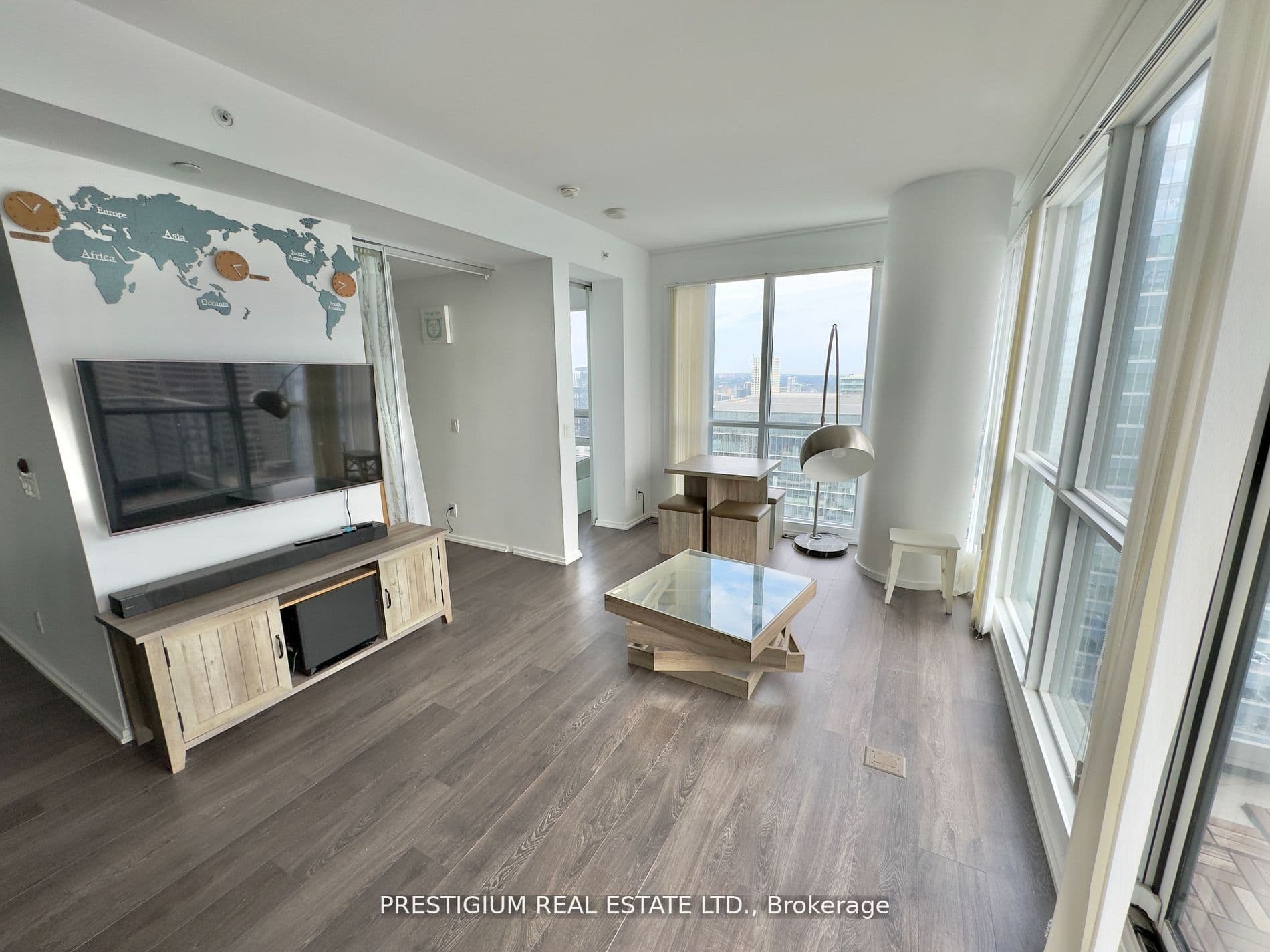 70 Temperance Street 4906, Toronto, ON M5H 0B1