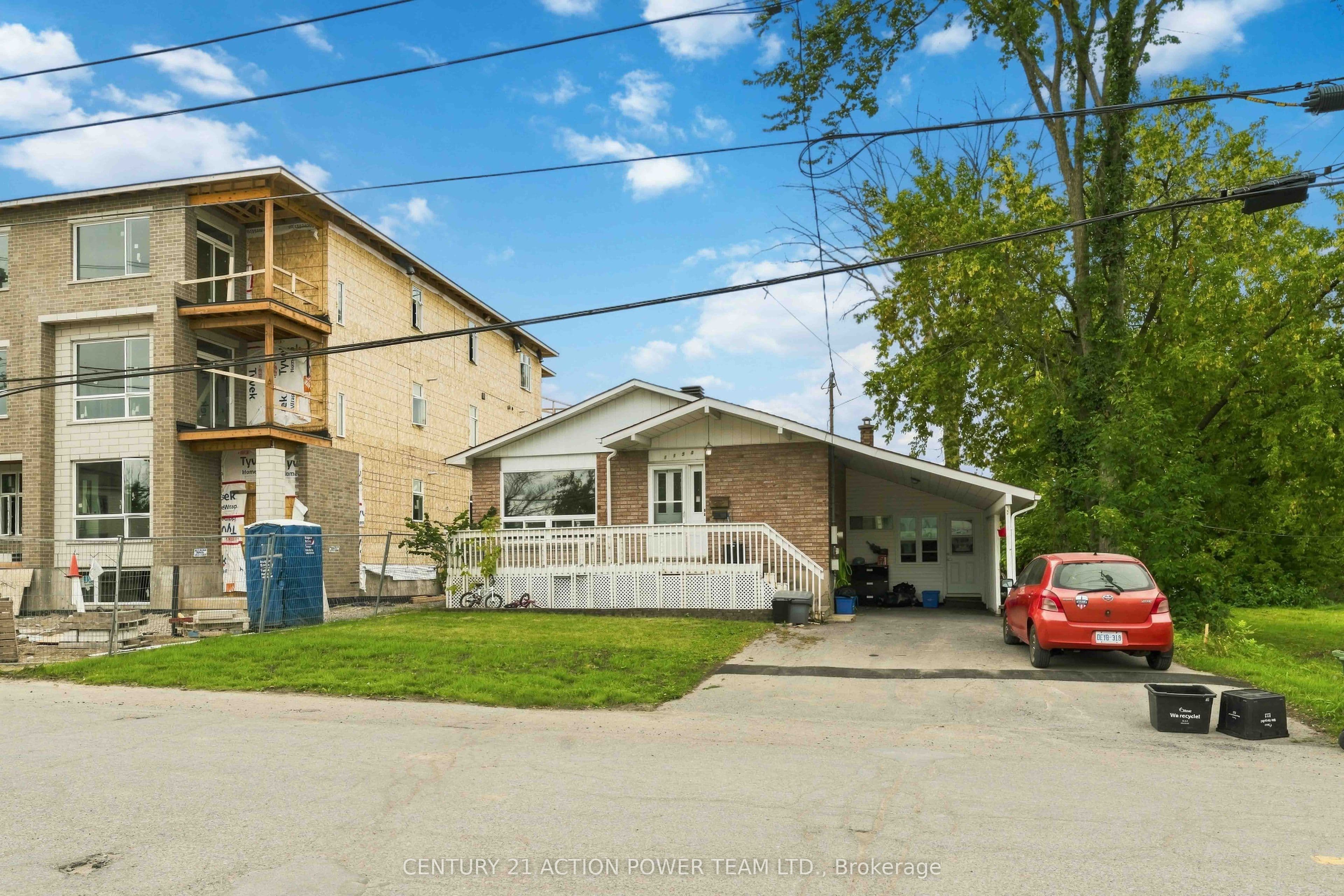 1150 ST PIERRE Street B, Orleans - Convent Glen and Area, ON K1C 1L5