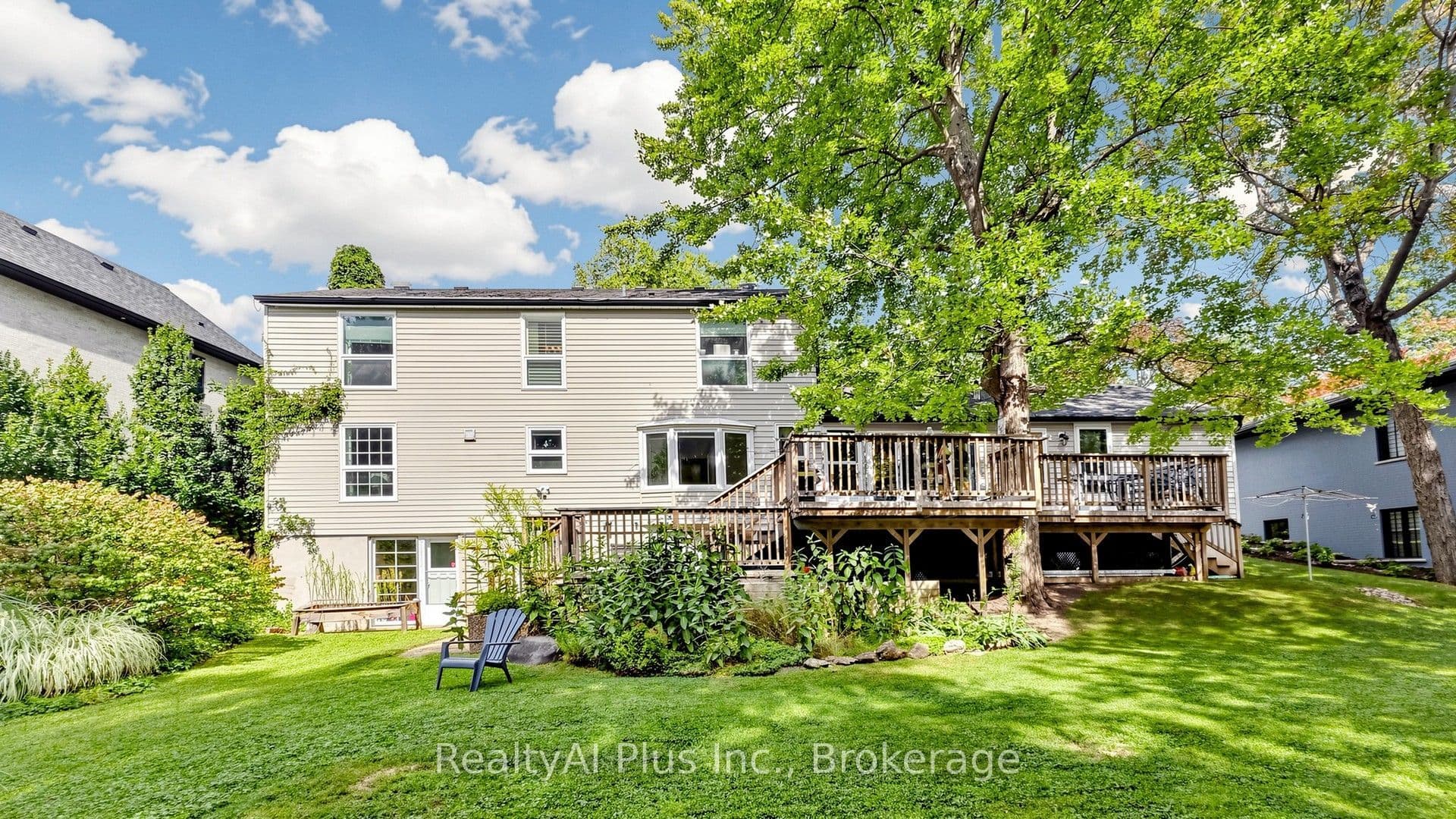 1438 Birchwood Drive, Mississauga, ON L5J 1T2