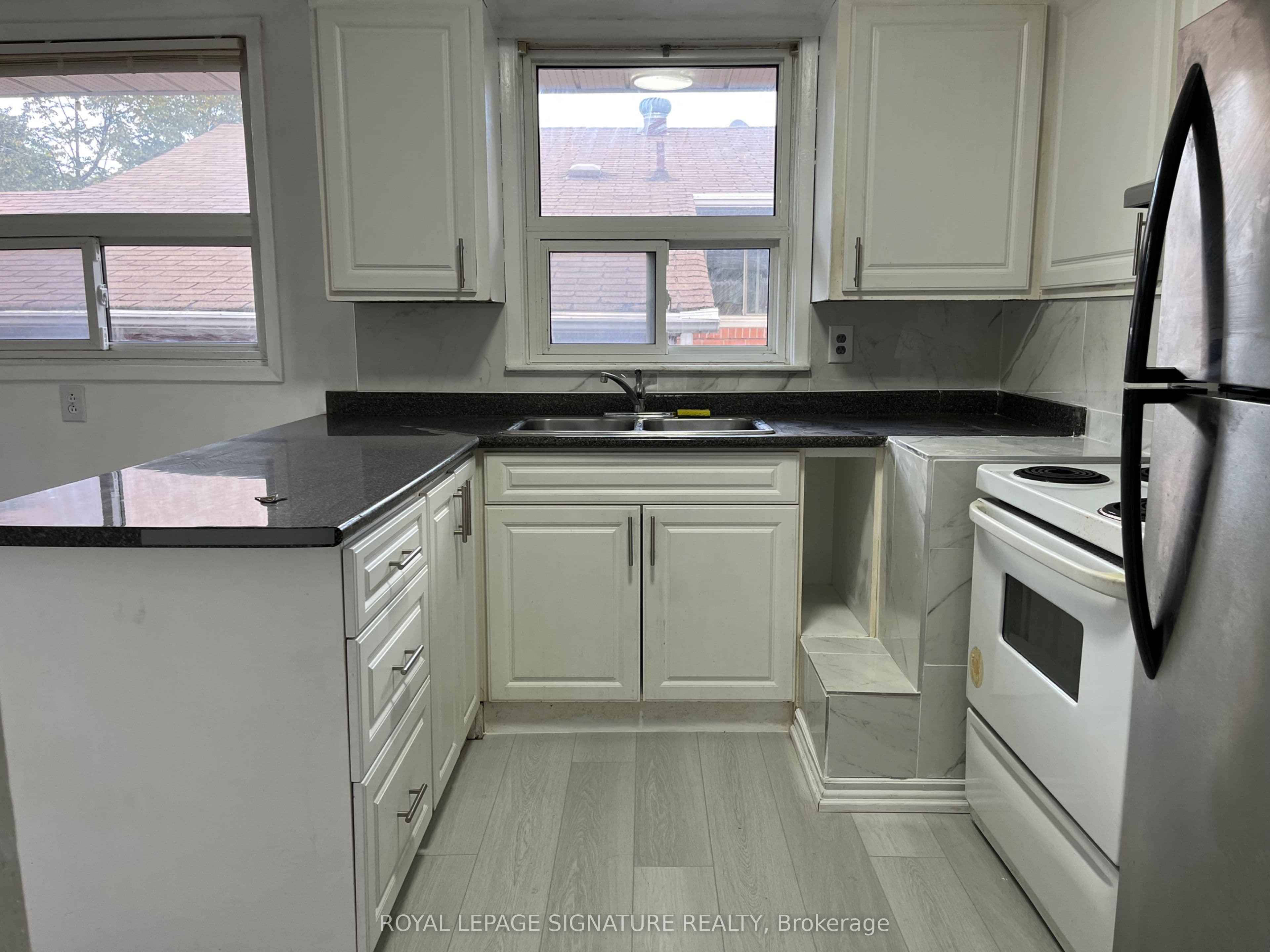 23 Allanford Road, Toronto, ON M1T 2N2