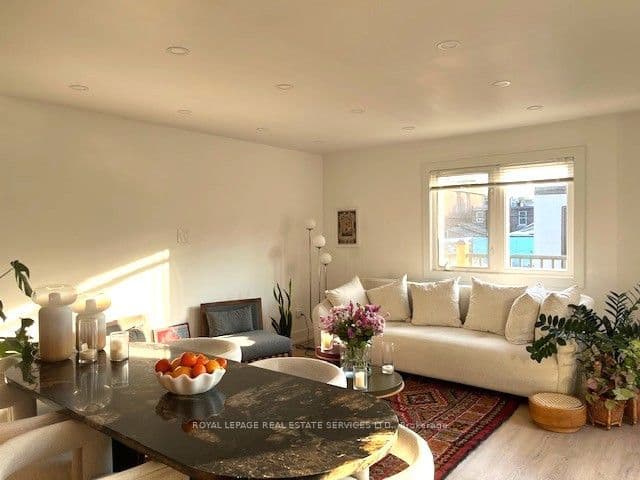 721 Gladstone Avenue 3, Toronto, ON M6H 3J5