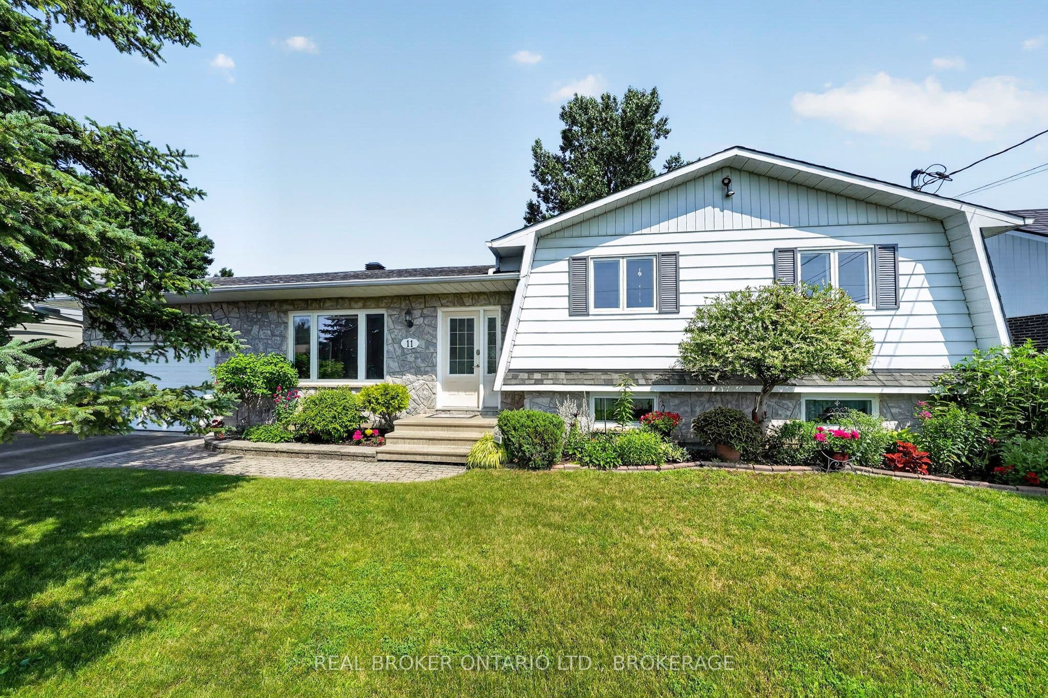 11 Albert Street, Casselman, ON K0A 1M0